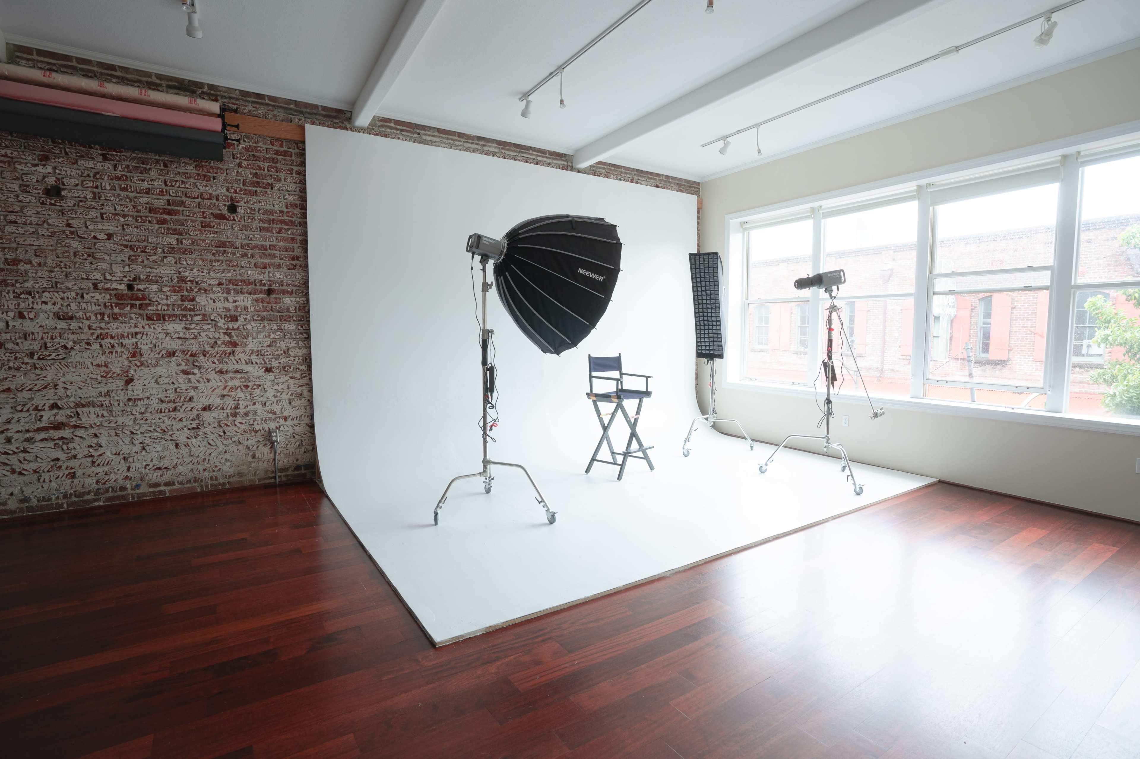 Sunny Loft Studio - Downtown Honolulu Image in Downtown, Honolulu, HI