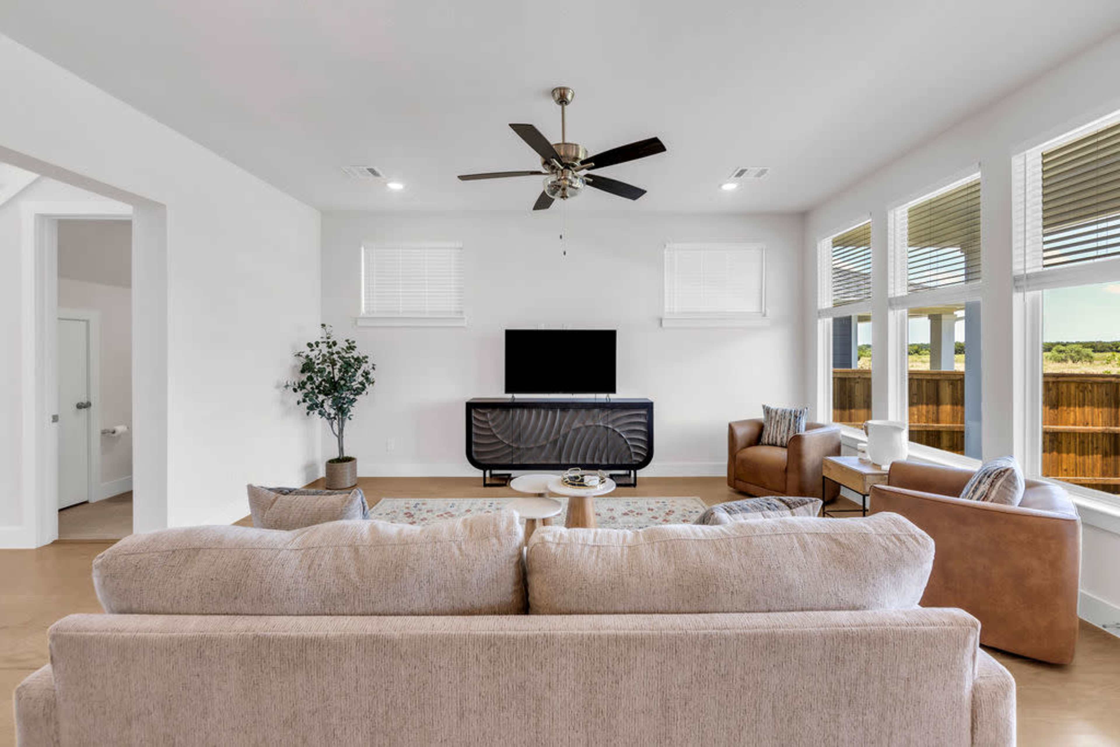 Luxury Light Filled Casa Image in Celina, celina, TX