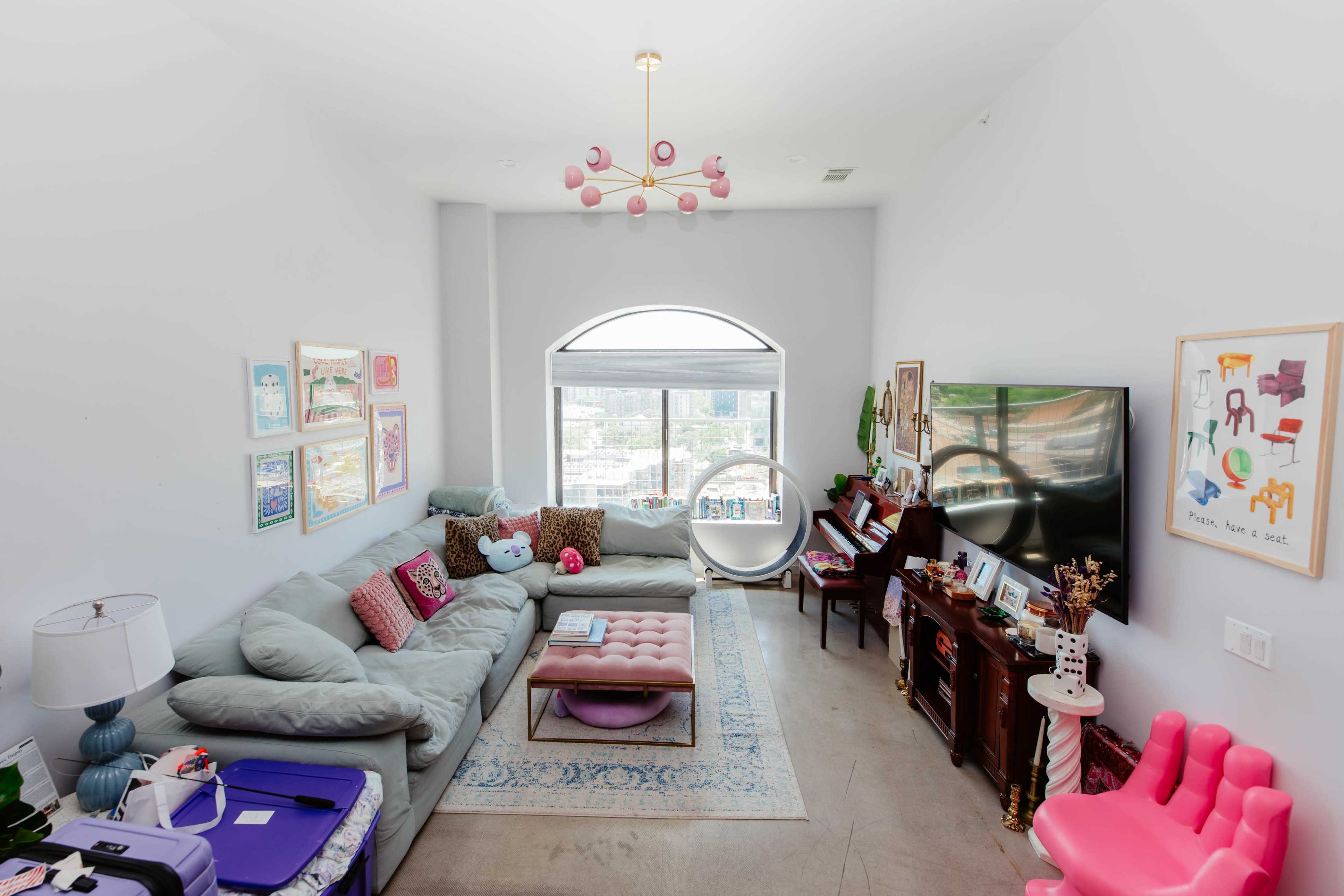 Downtown Condo with Eclectic Colorful Style Image in Downtown Austin, Austin, TX