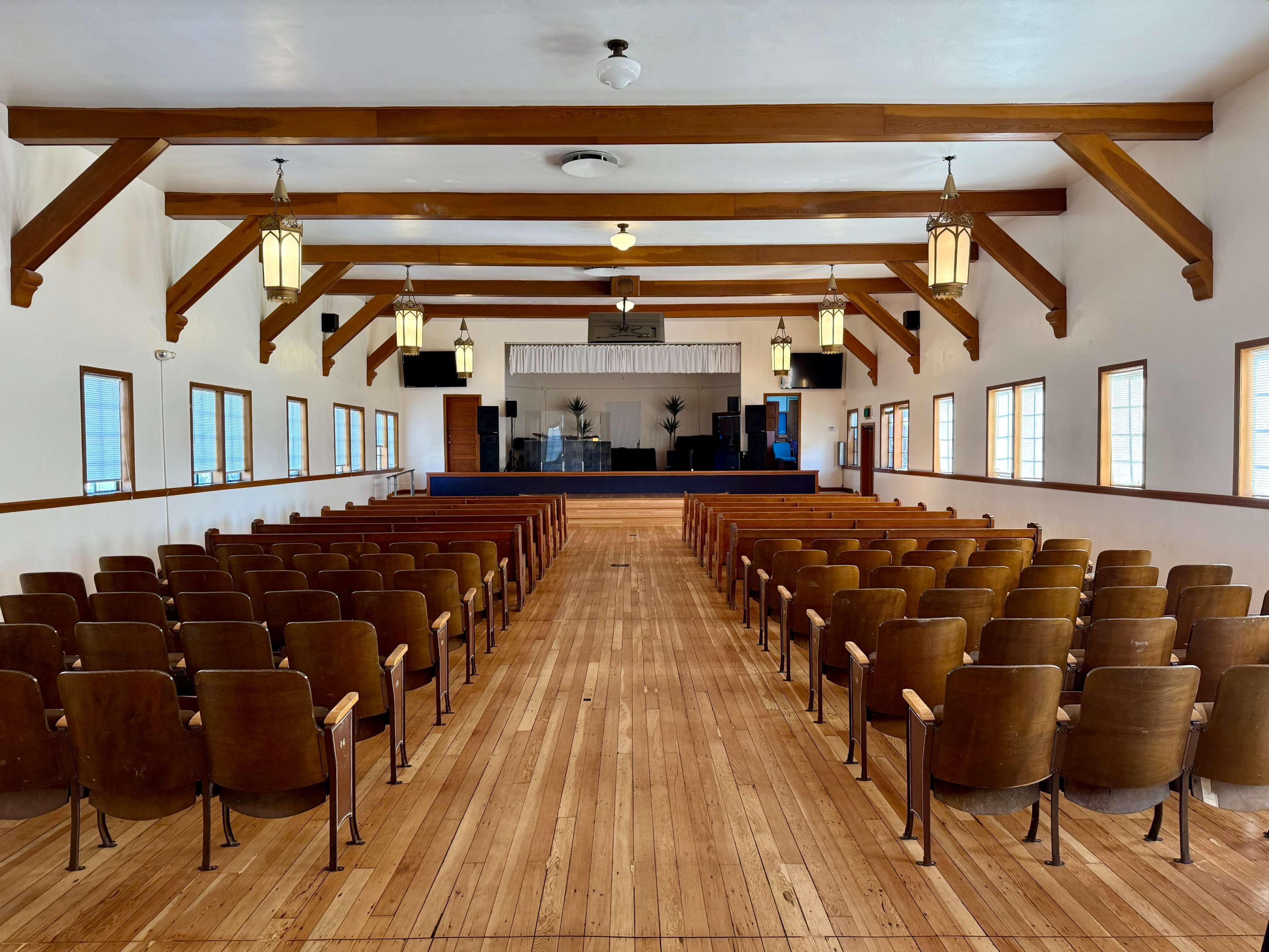 Large Lecture Hall / Chapel Image in Upland, UPLAND, CA