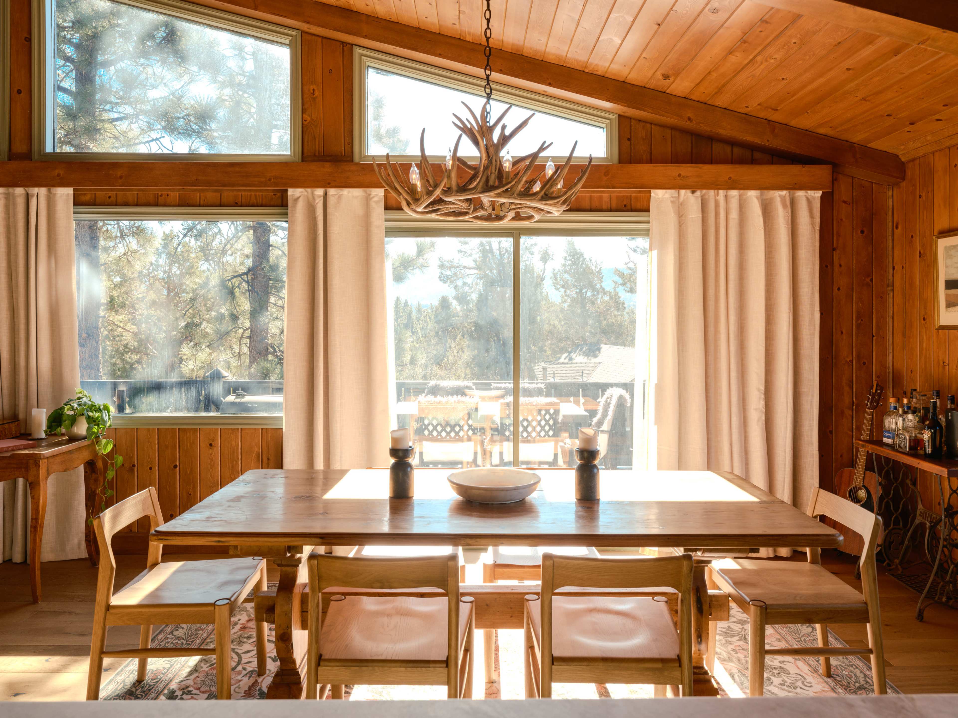 Ski Queen Lodge Image in Big Bear, Big bear city, CA