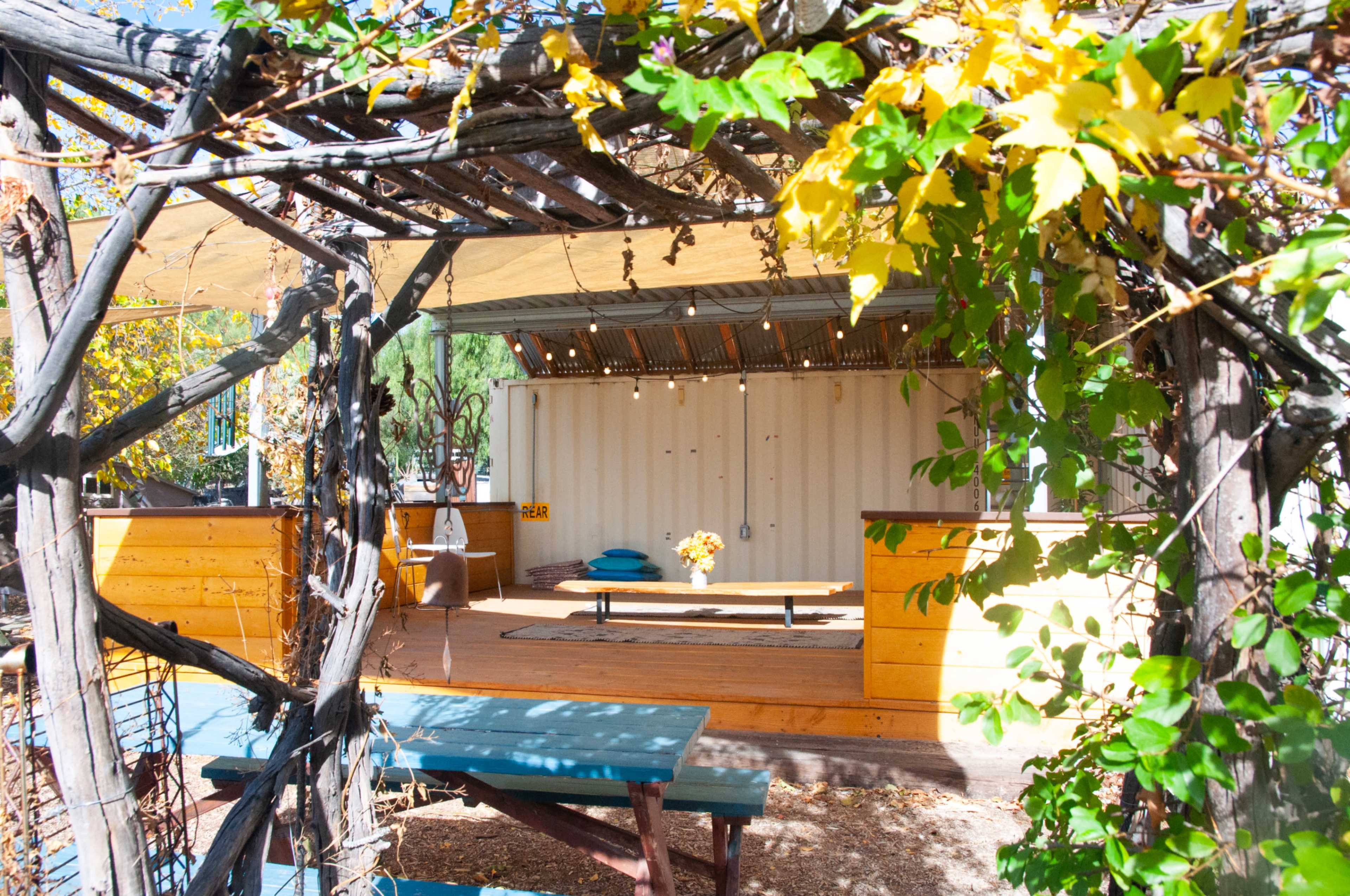 Serene Oak Grove Ranch & Garden Sanctuary | Santa Clarita Image in Hasley Canyon, Castaic, CA
