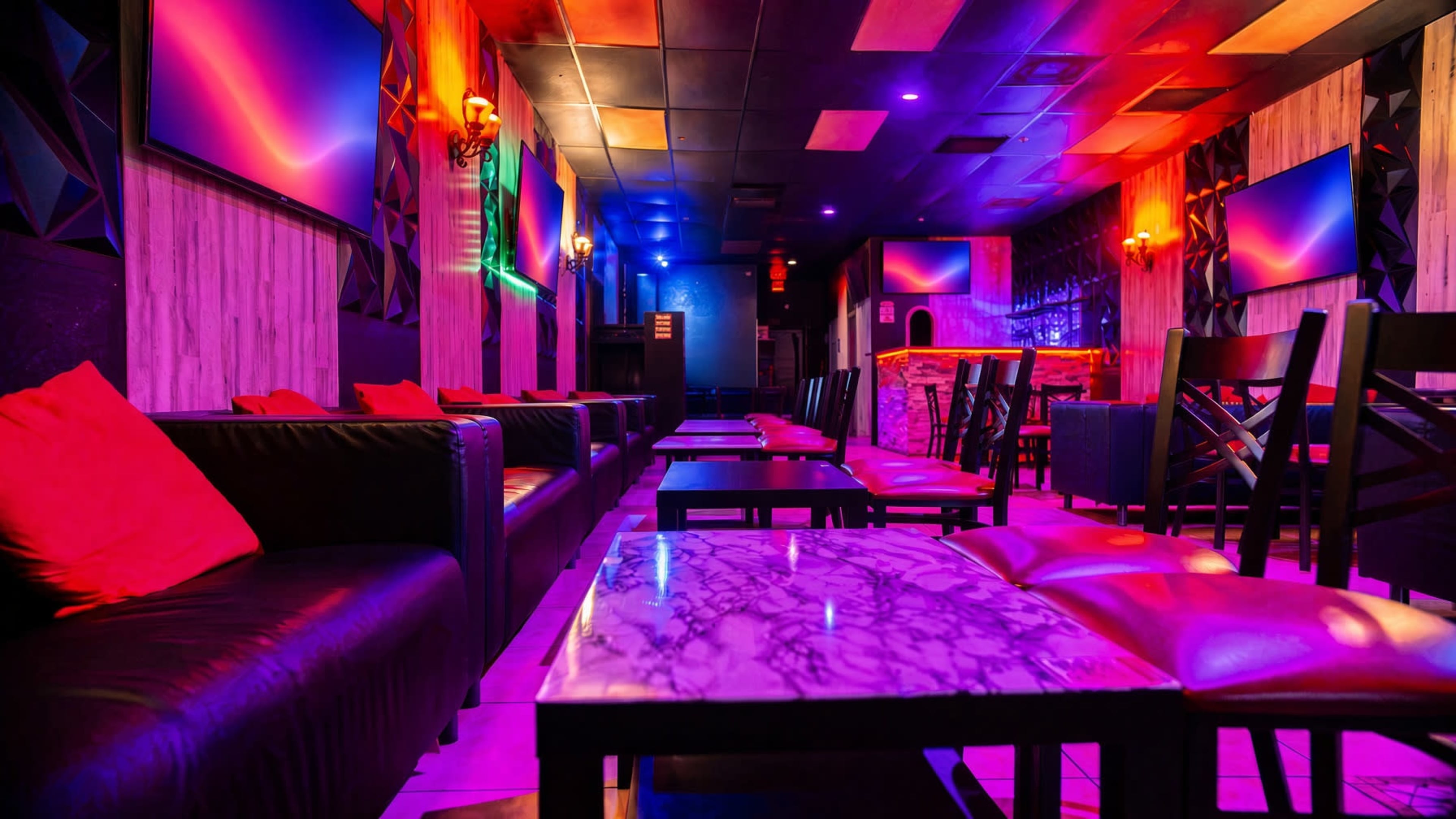 Upscale Urban Lounge in Tampa | Events, Shoots & Parties Image in County Line Coalition, Tampa, FL