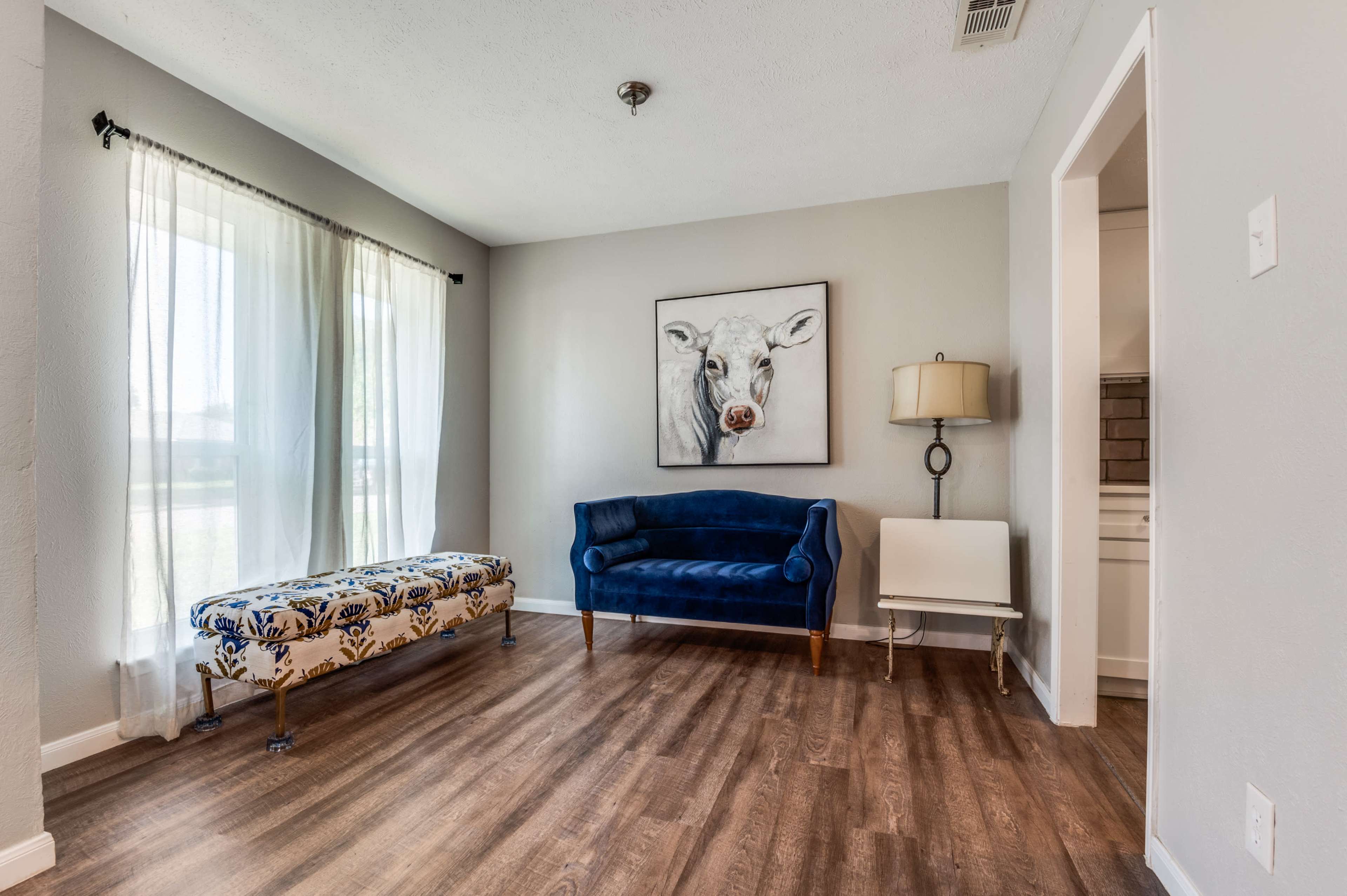 Entire Home in Dallas with 1000mbps Wi-Fi Image in Oak Cliff, Dallas, TX