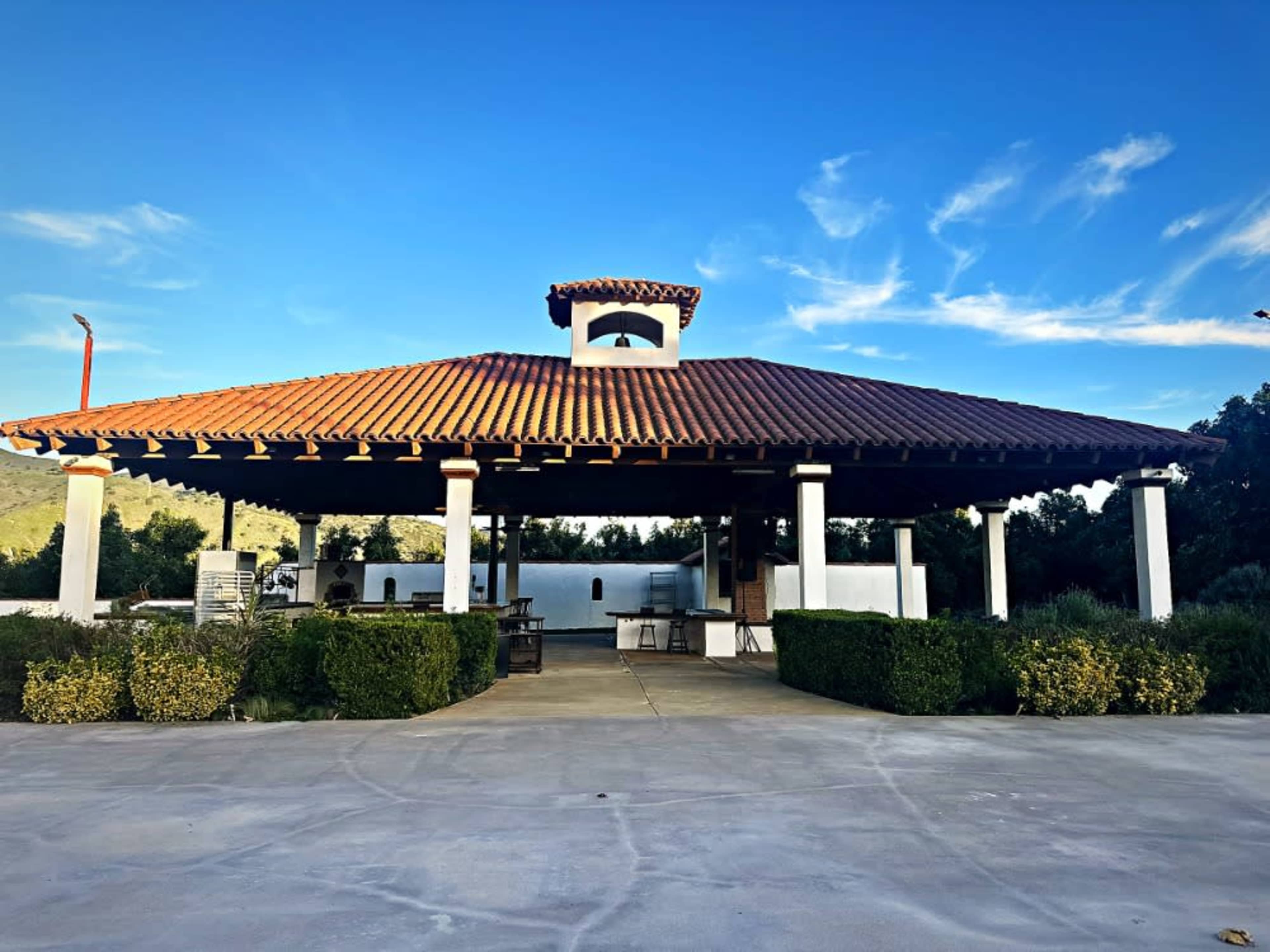 Pavilion for Bar, Reception, Dancing