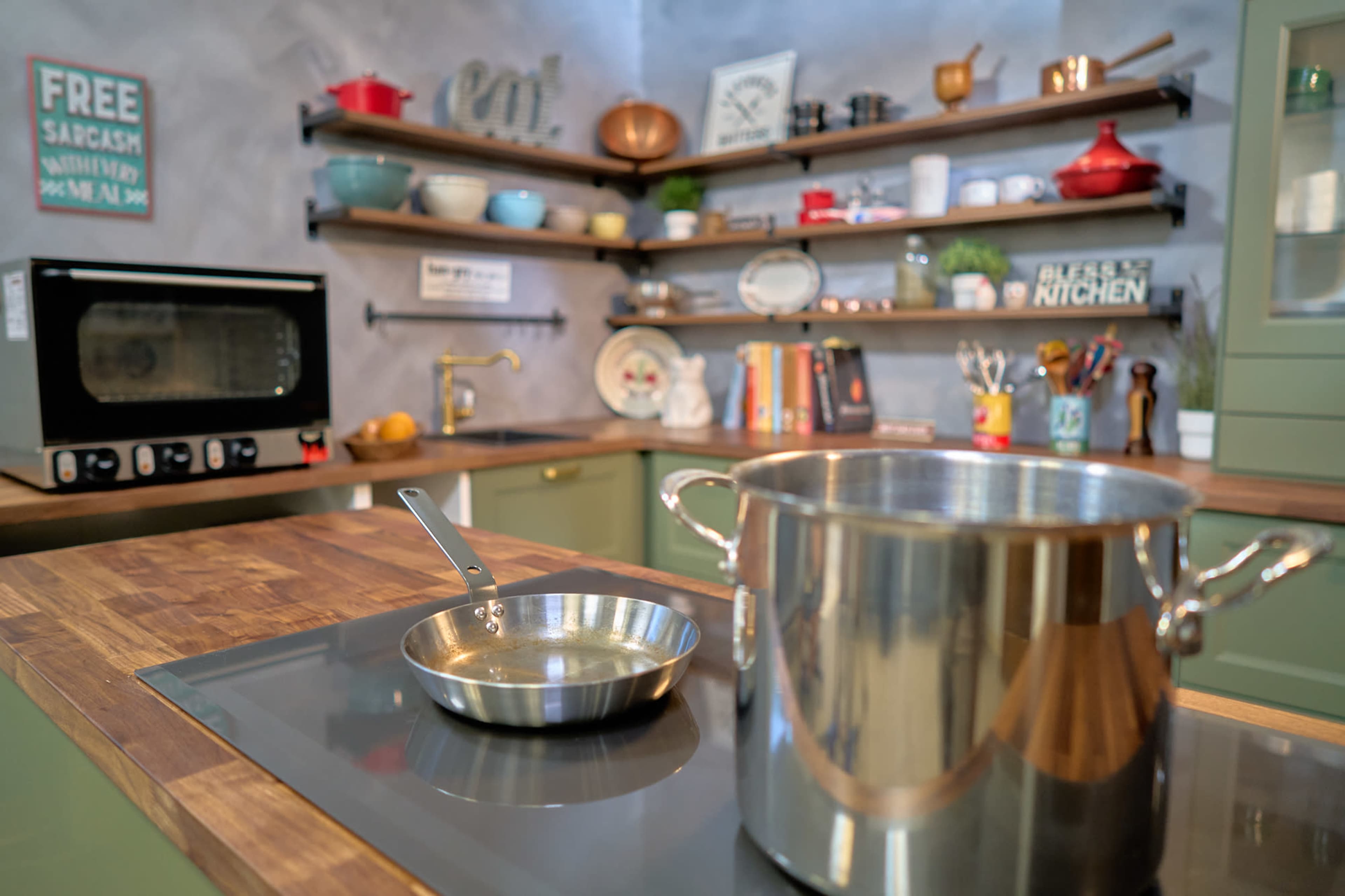 Studio Kitchen Set in Orlando Image in Casselberry, WINTER SPRINGS, FL