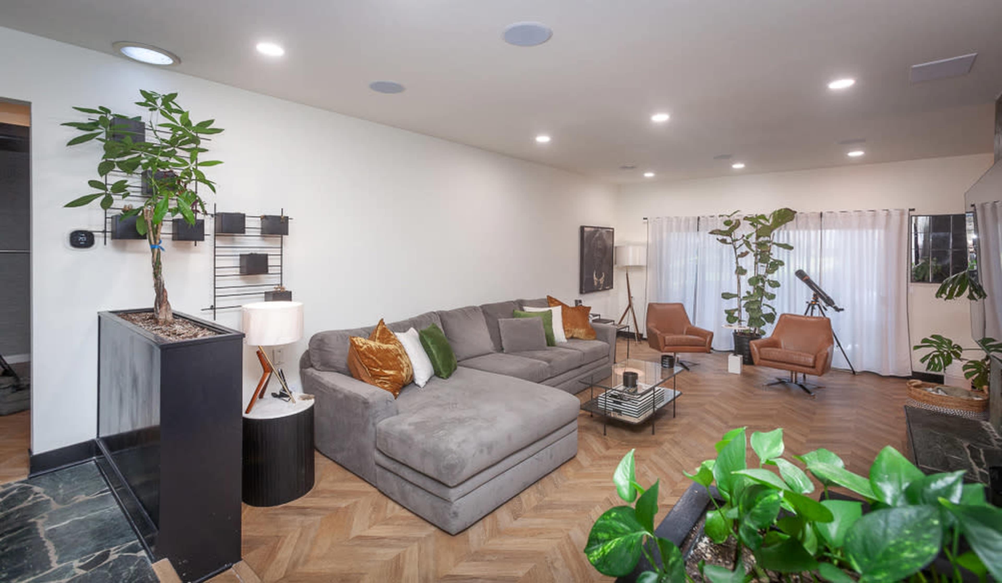 Newly Renovated, Private Modern 3 bedroom 2 bath Near the Marina Image in Lincoln Village West, Stockton, CA