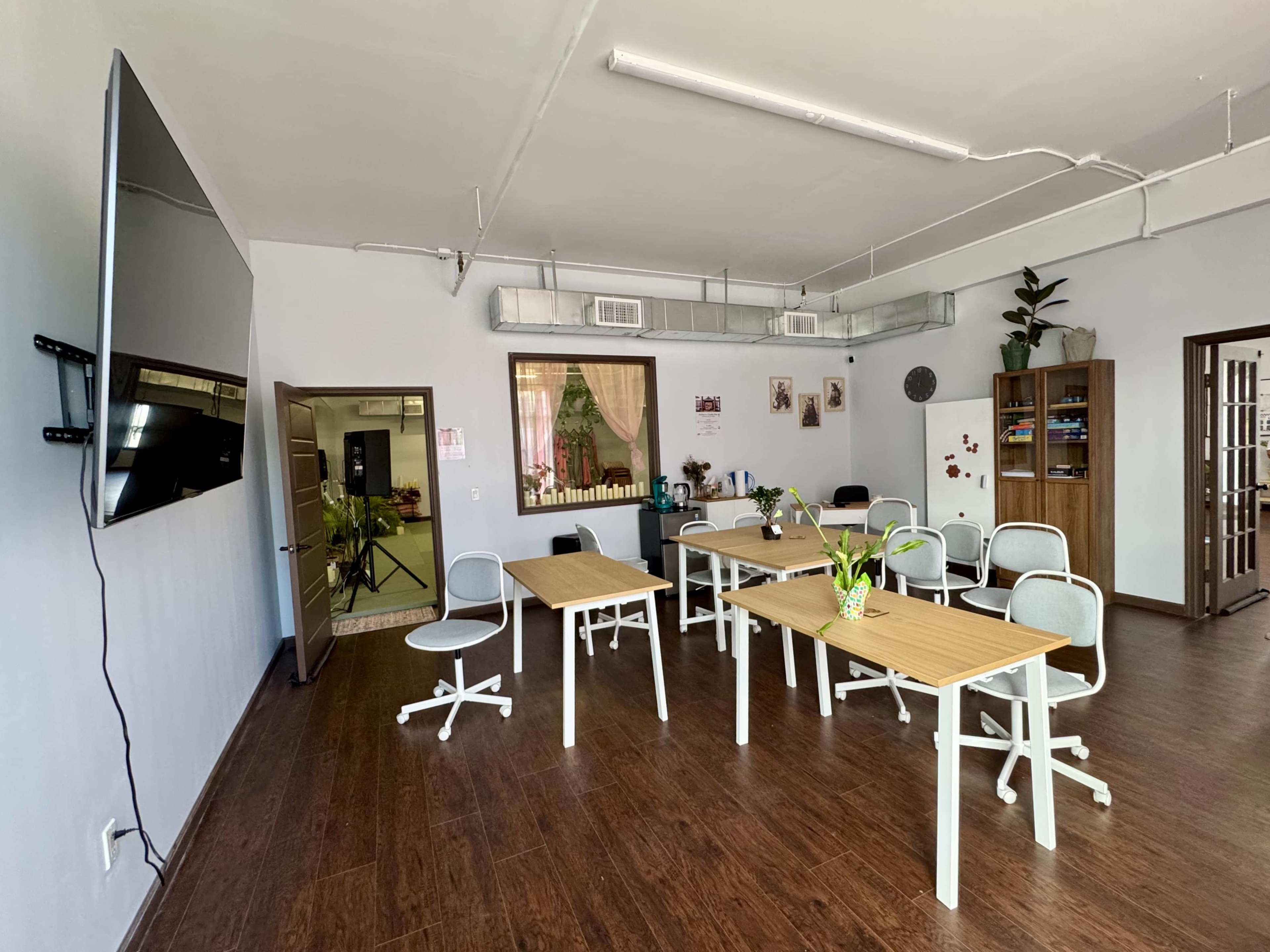 Beachside Wellness Studio with Three Versatile Rooms Image in Rockaway Park, Rockaway Park, NY