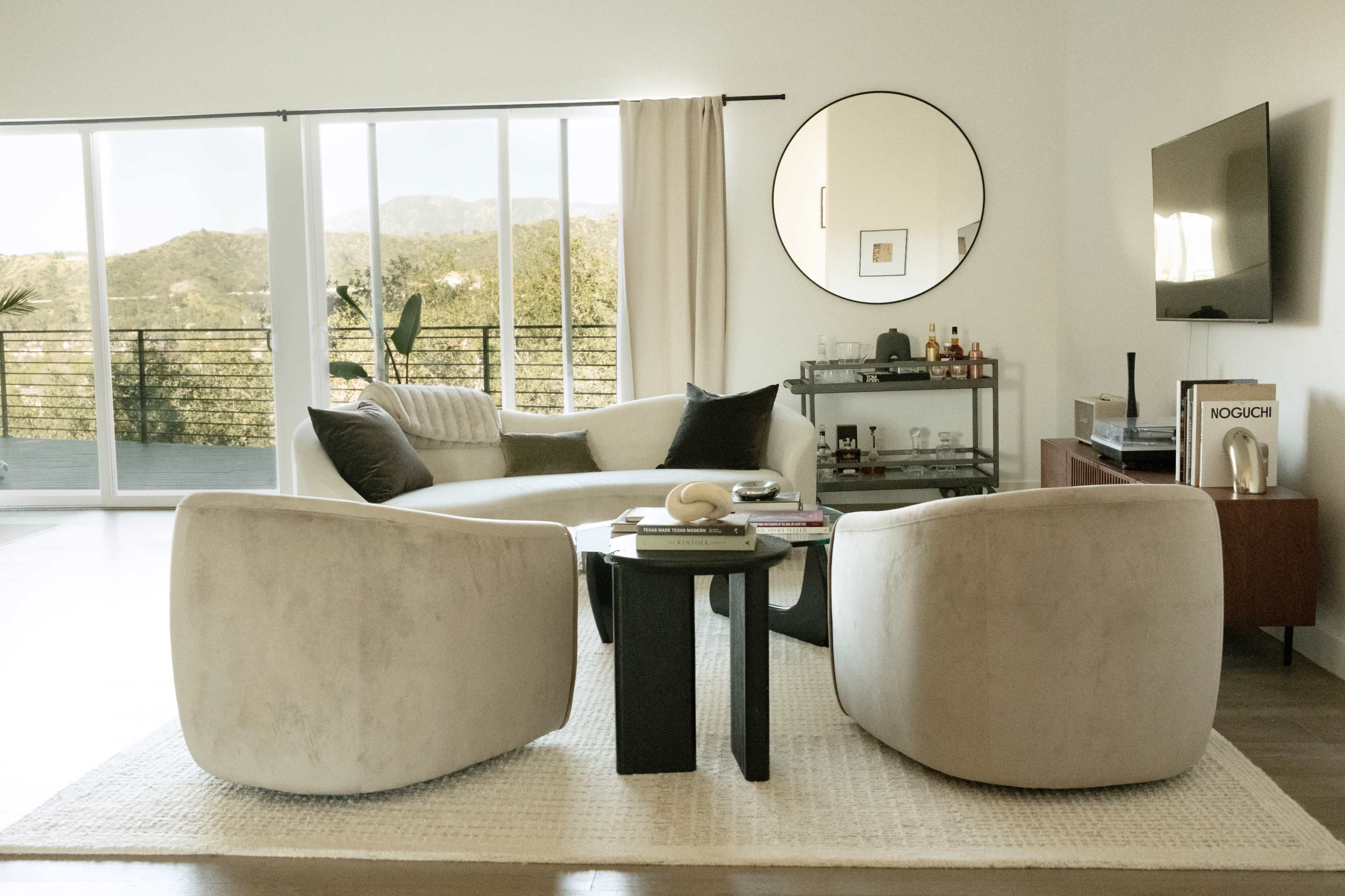 Modern Hilltop Home With Panoramic Mountain Views Image in Northeast Los Angeles, Los Angeles, CA