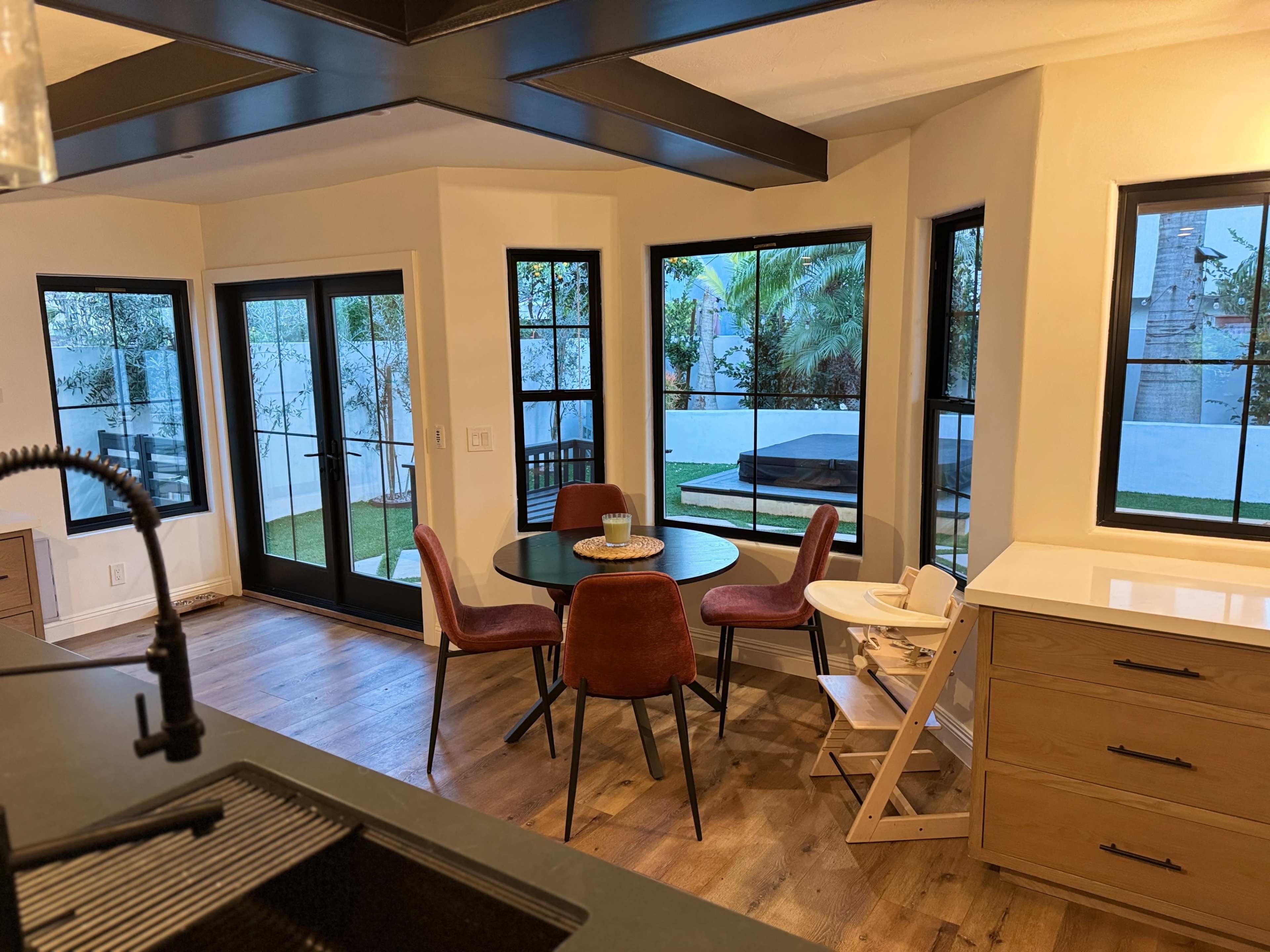 Modern Farmhouse Interior with Custom Landscaped Yard Image in Moorpark, Moorpark, CA