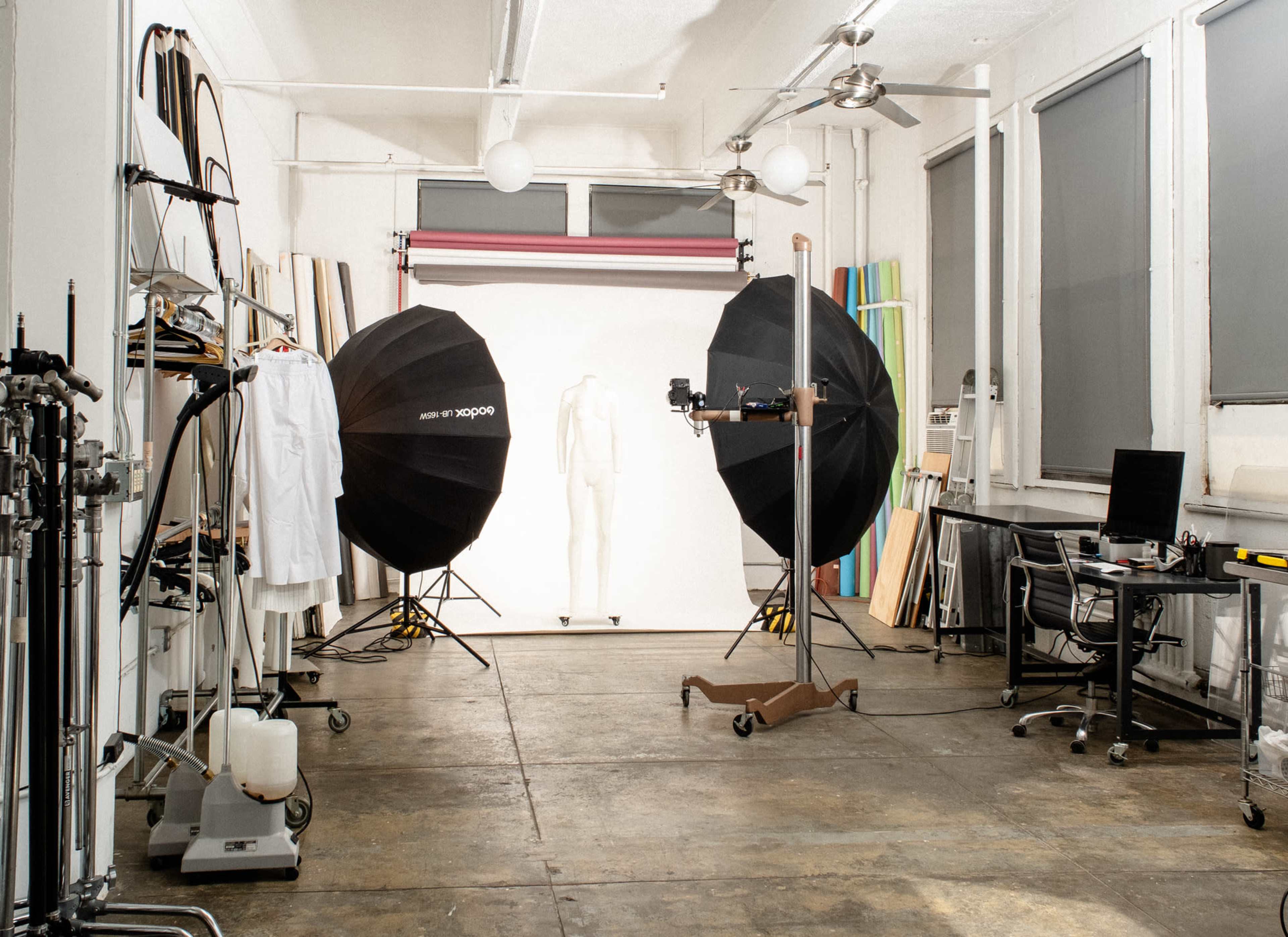 Fully equipped photo studio Image in Long Island City, Long Island City, NY