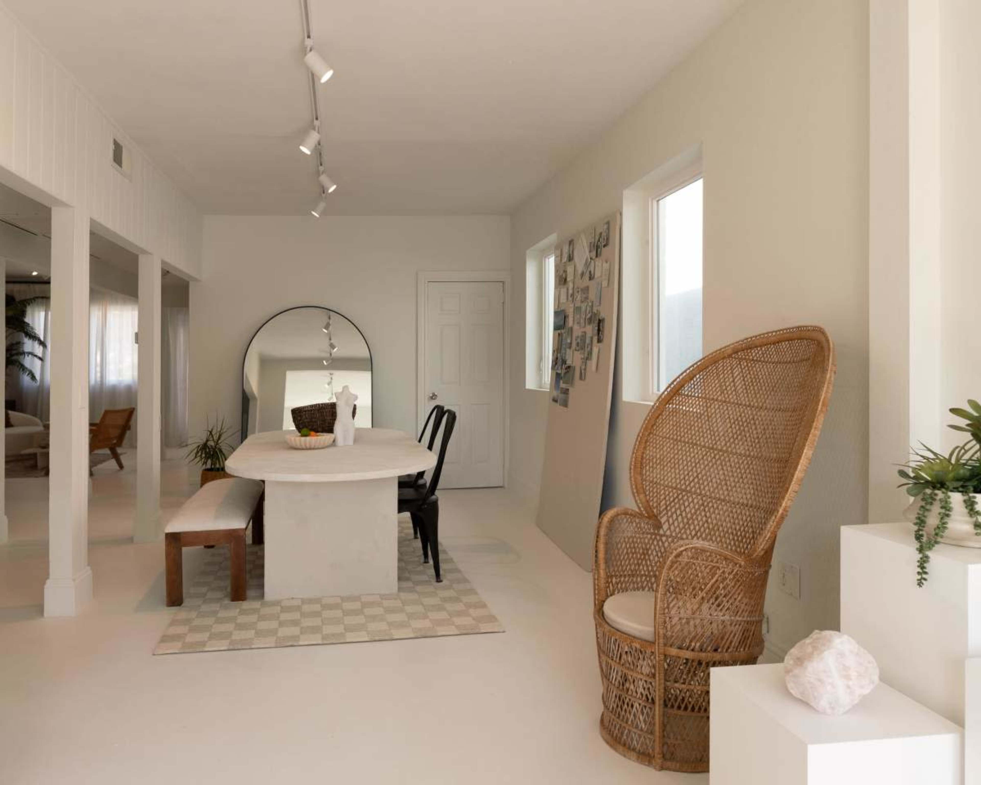 Breathing Stardust - A Calm and Organic Modern Space for Creative Projects Image in Vero Beach, Vero Beach, FL