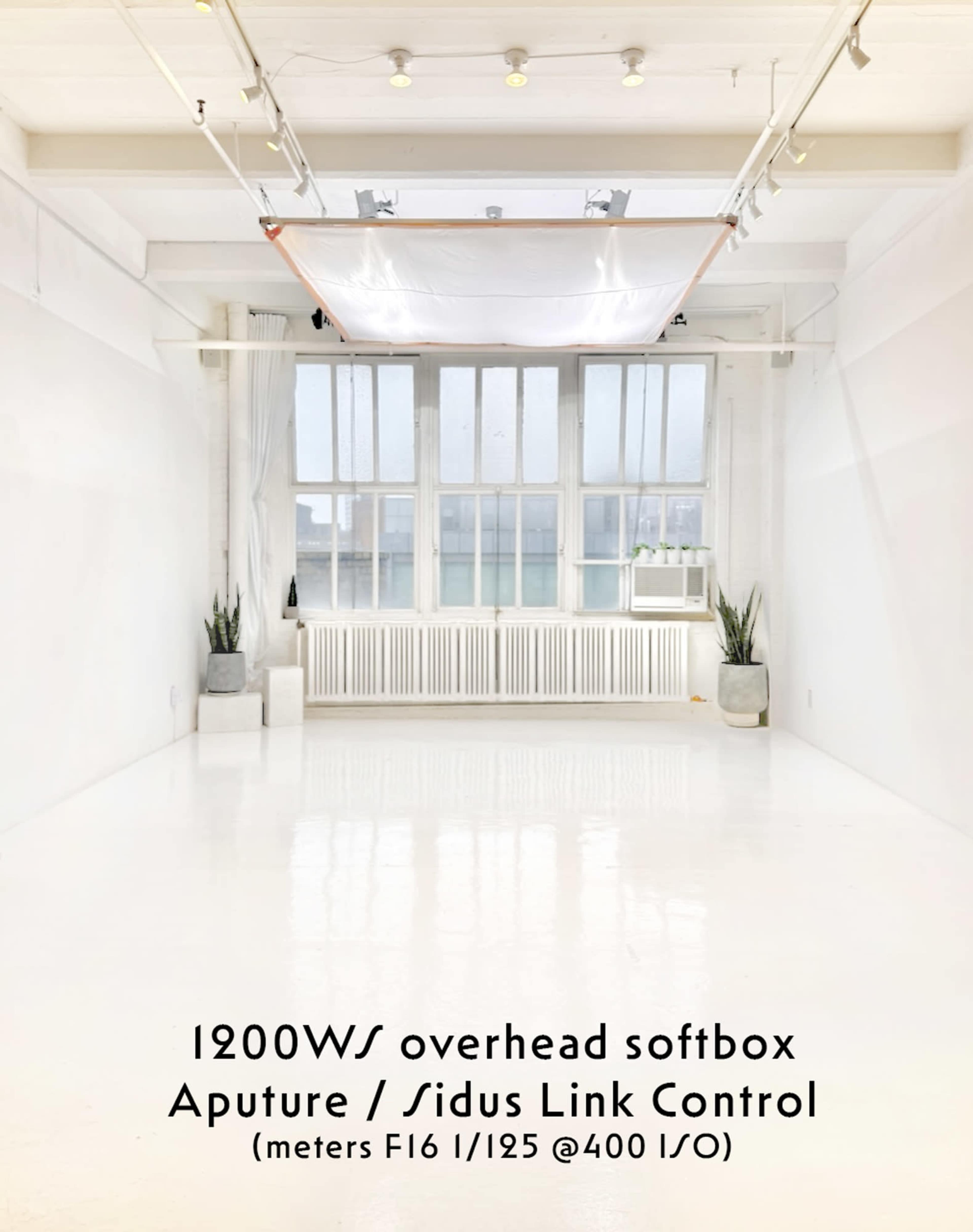 Bright Art District Loft Studio – Inspiring Space for Creative Productions, Meetings, Showcases & More Image in Midtown Manhattan, New York, NY