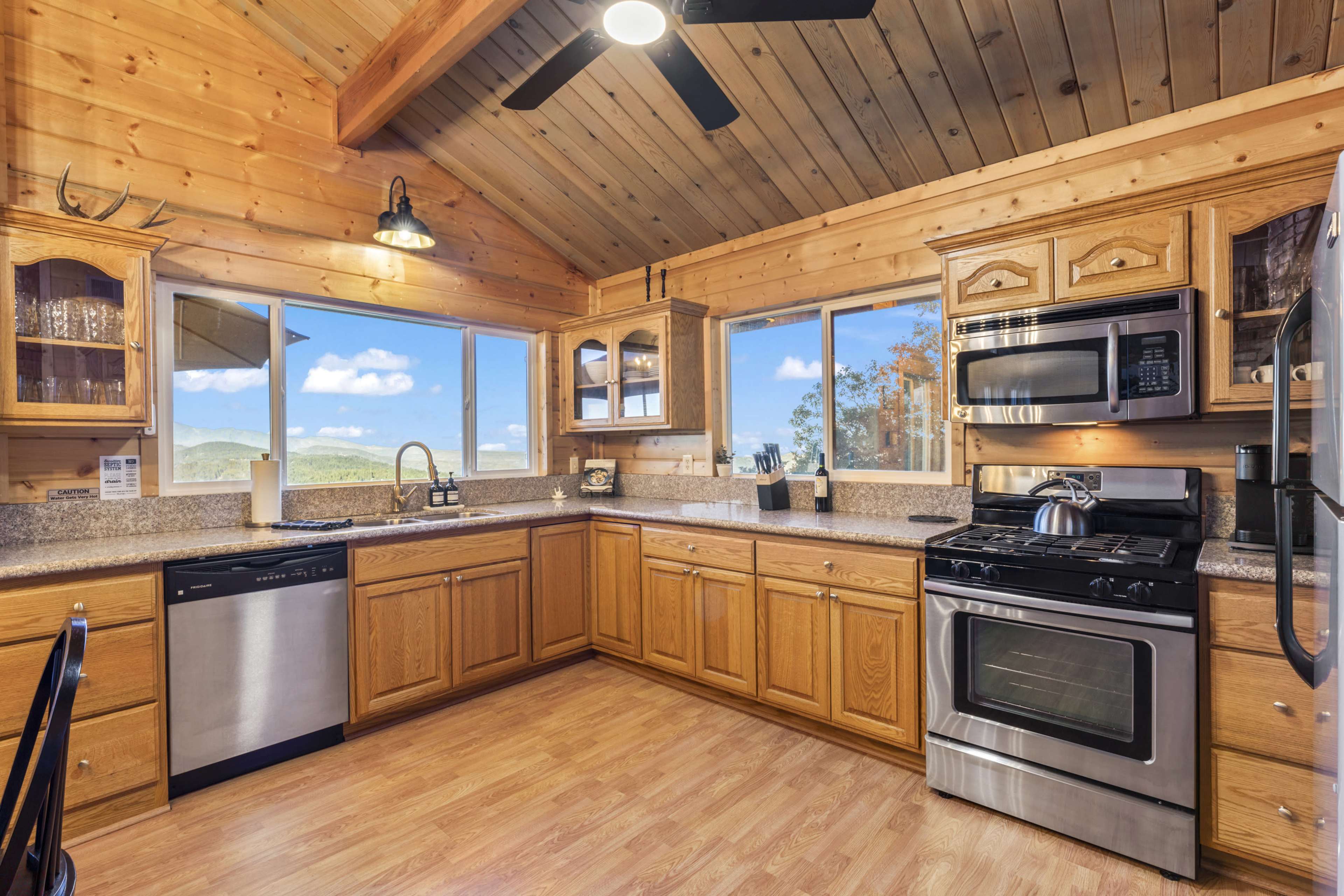 Updated 1960's Style Wood Cabin with A-Frame Windows and Large Decks Image in Crestline, Crestline, CA