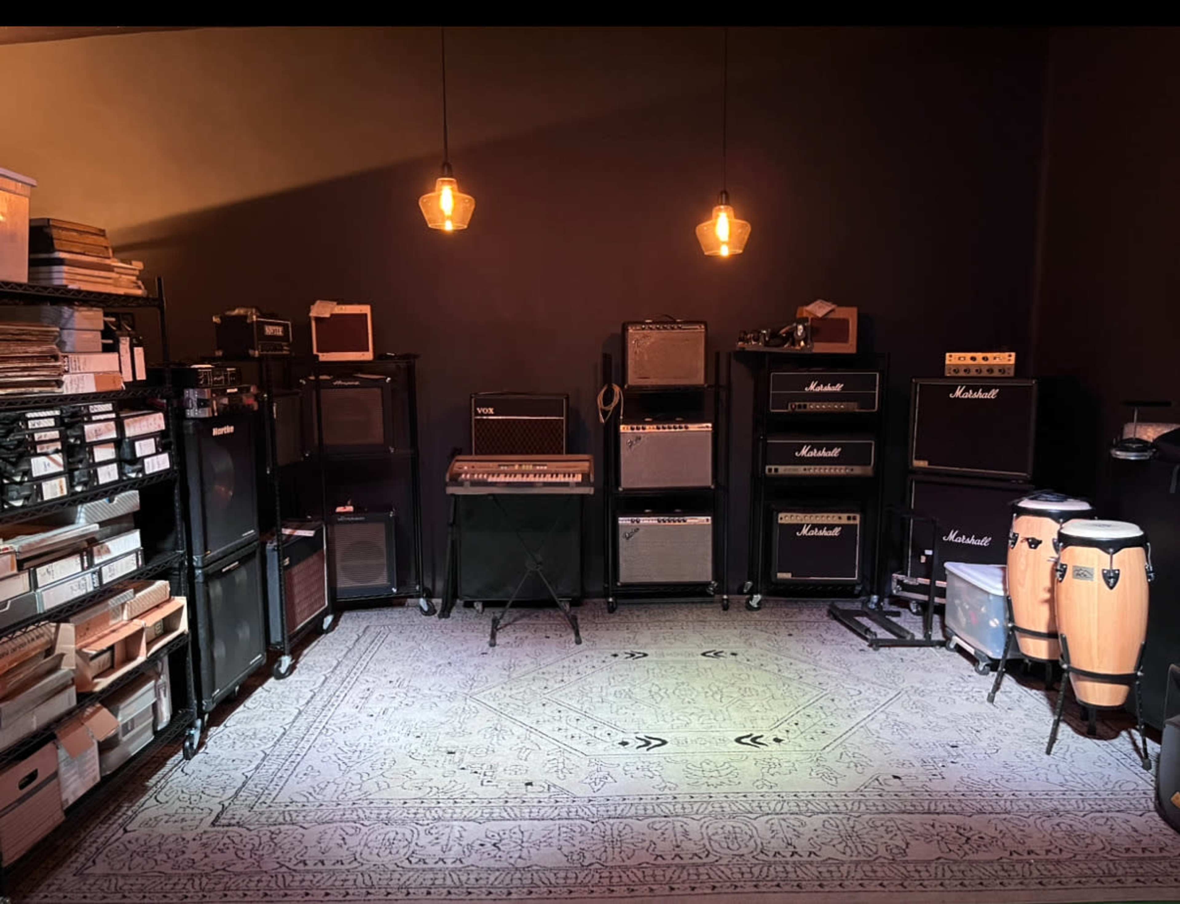 Music Studio with great parking, true privacy, and a timeless vintage feel Image in Van Nuys, Van Nuys, CA