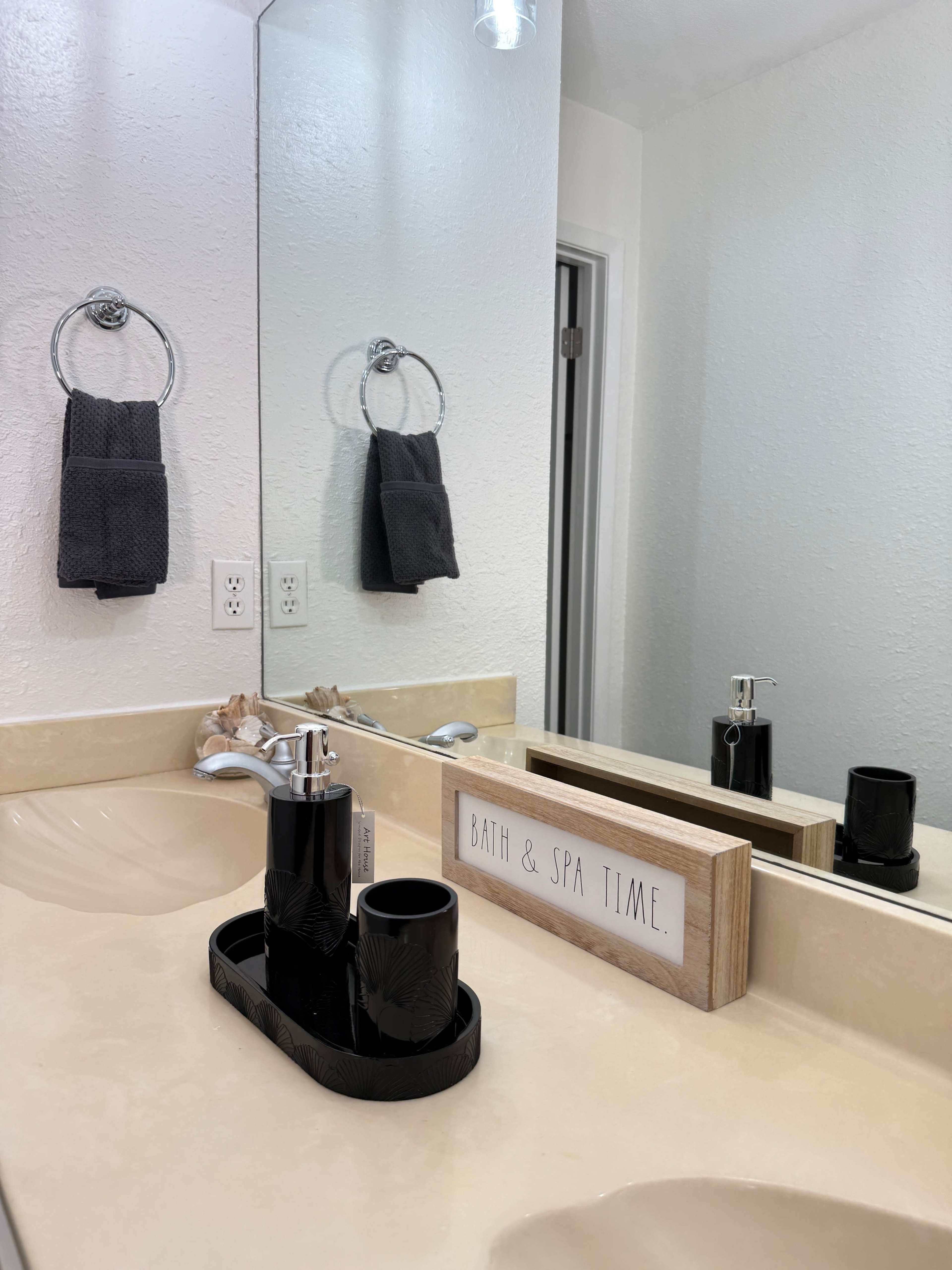 Bright & Colorful Home Near the Domain Image in McNeil, Austin, TX