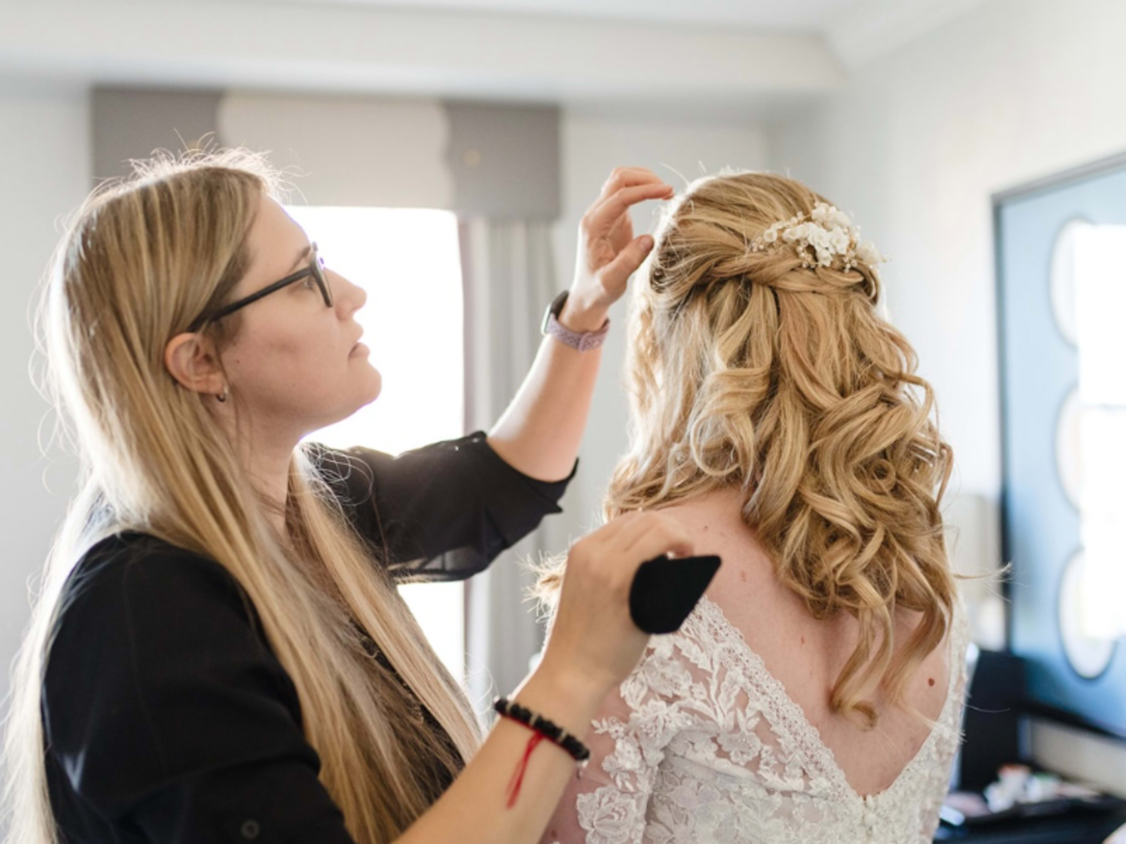 Per hr hair/makeup