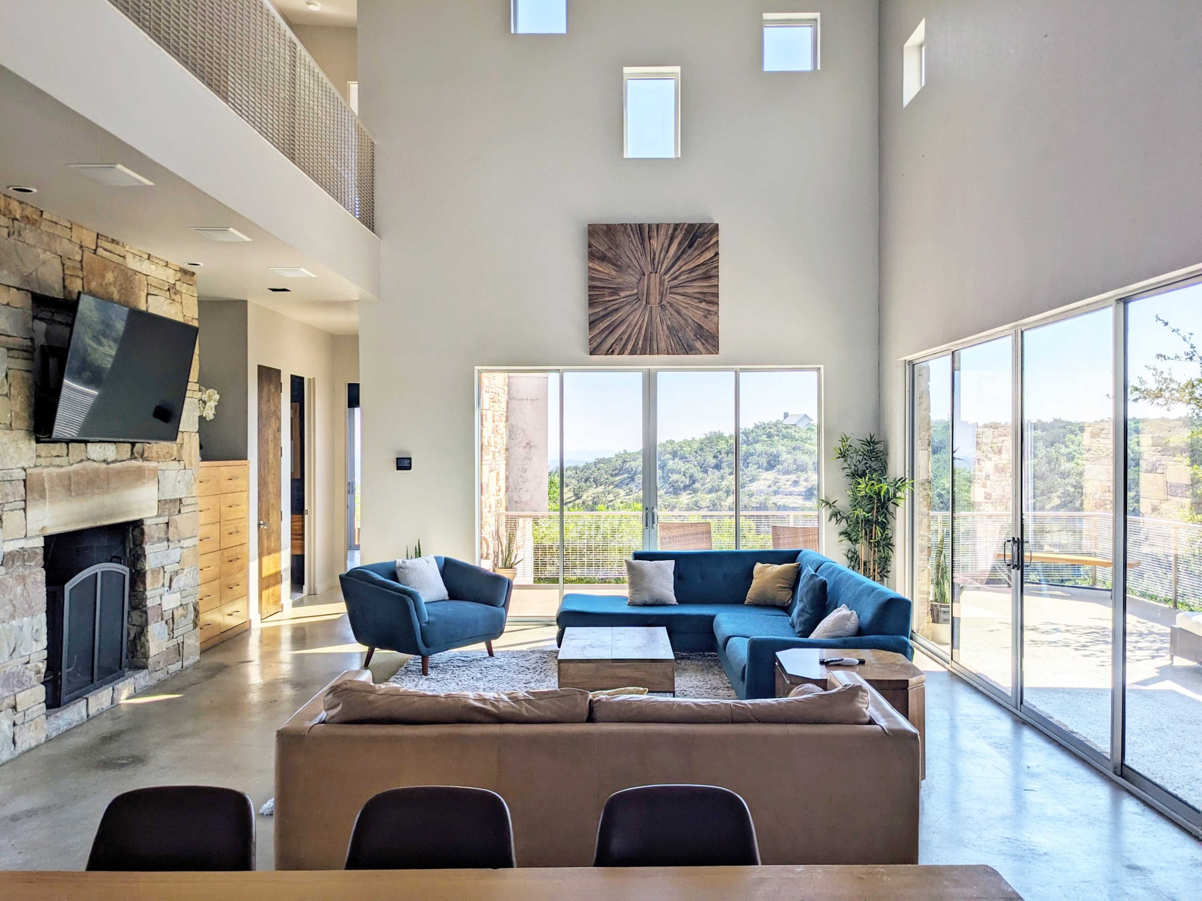 Texas Hill Country Mansion with Epic Views & Plush Landscapes Image in Hamilton Hills, Dripping Springs, TX