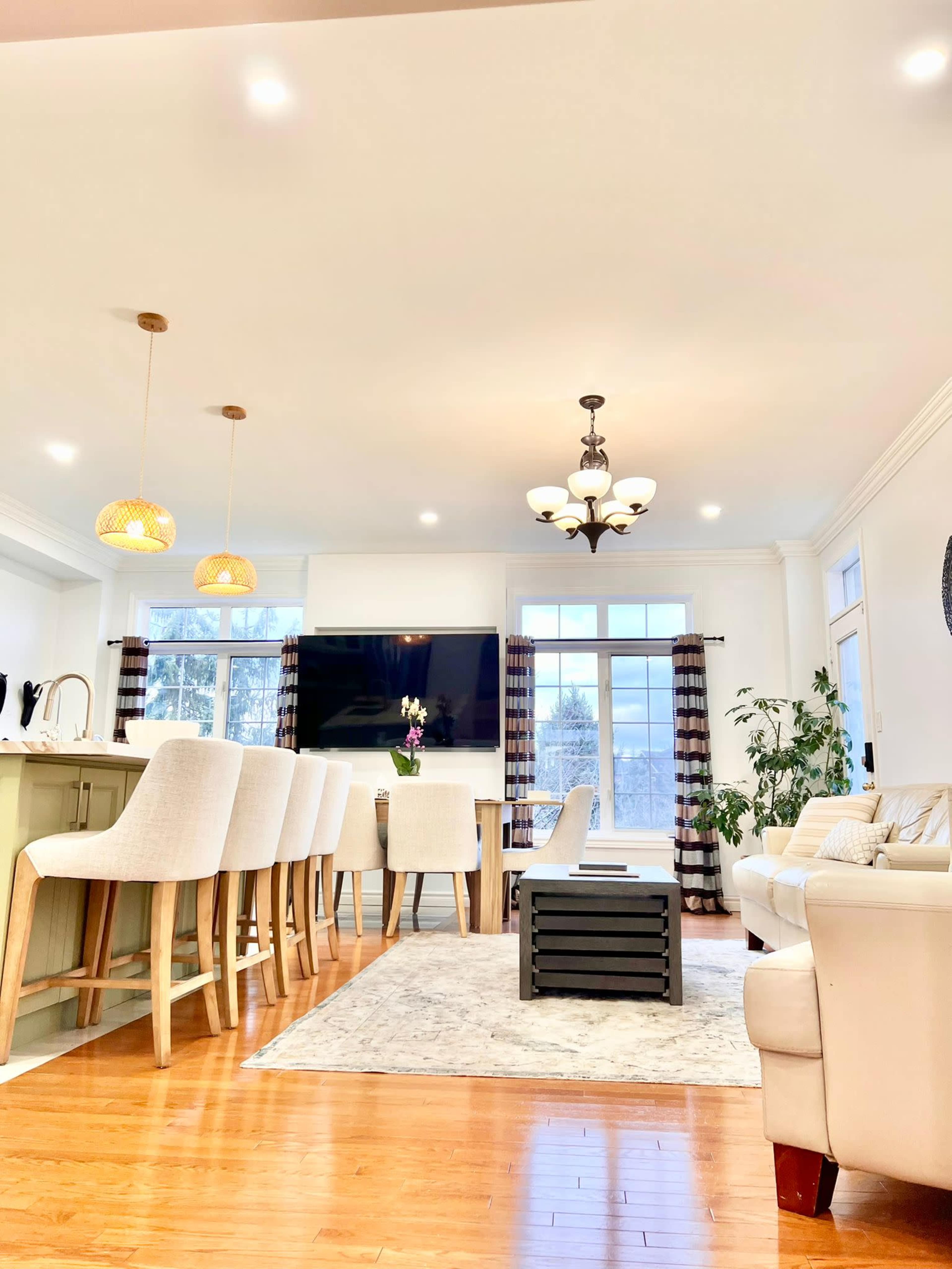 Modern Suburban Home Image in Maple, Maple, ON