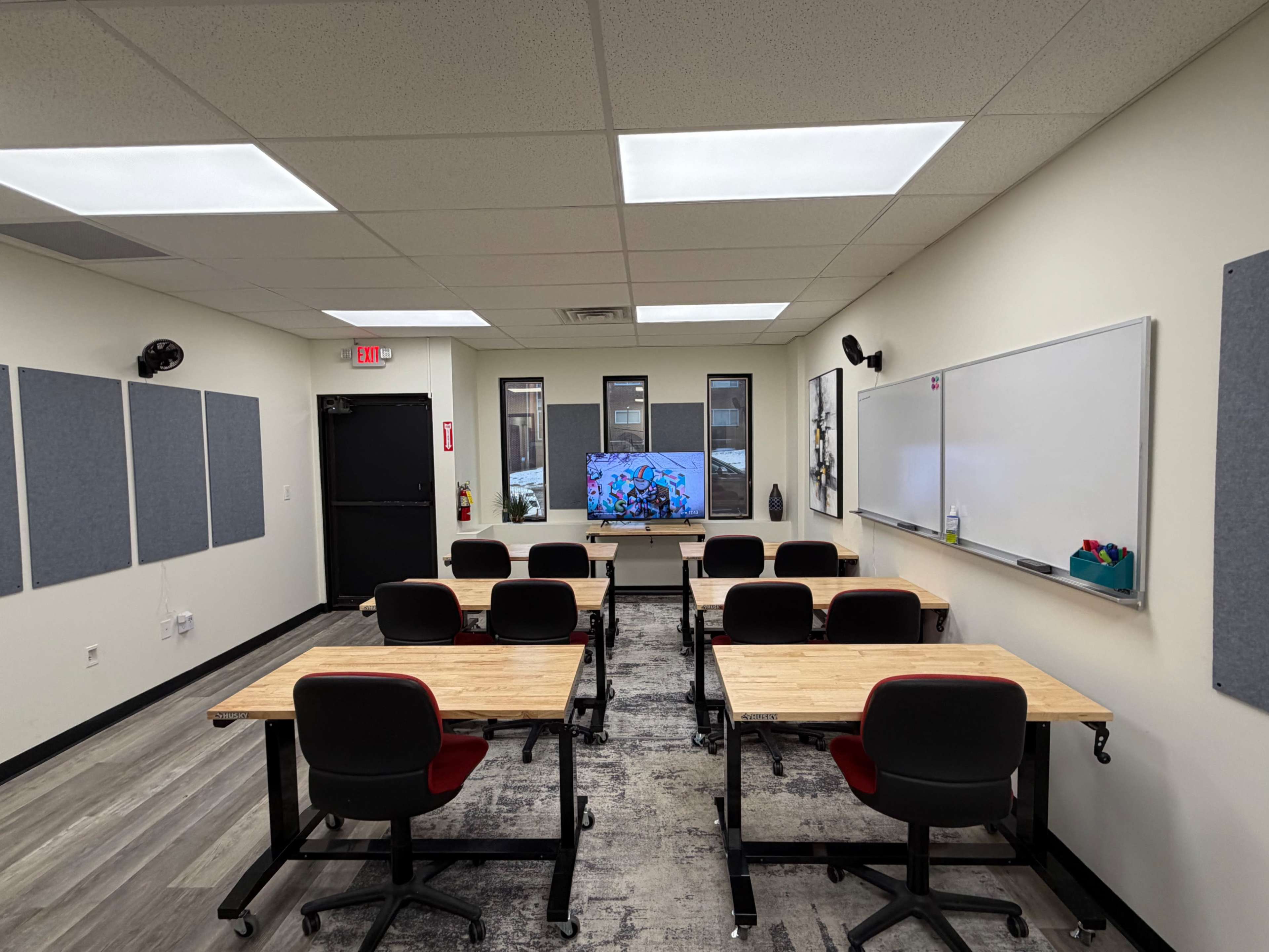 Configurable 12 person Conference Room Image in Jefferson Township, Shrewsbury, MO