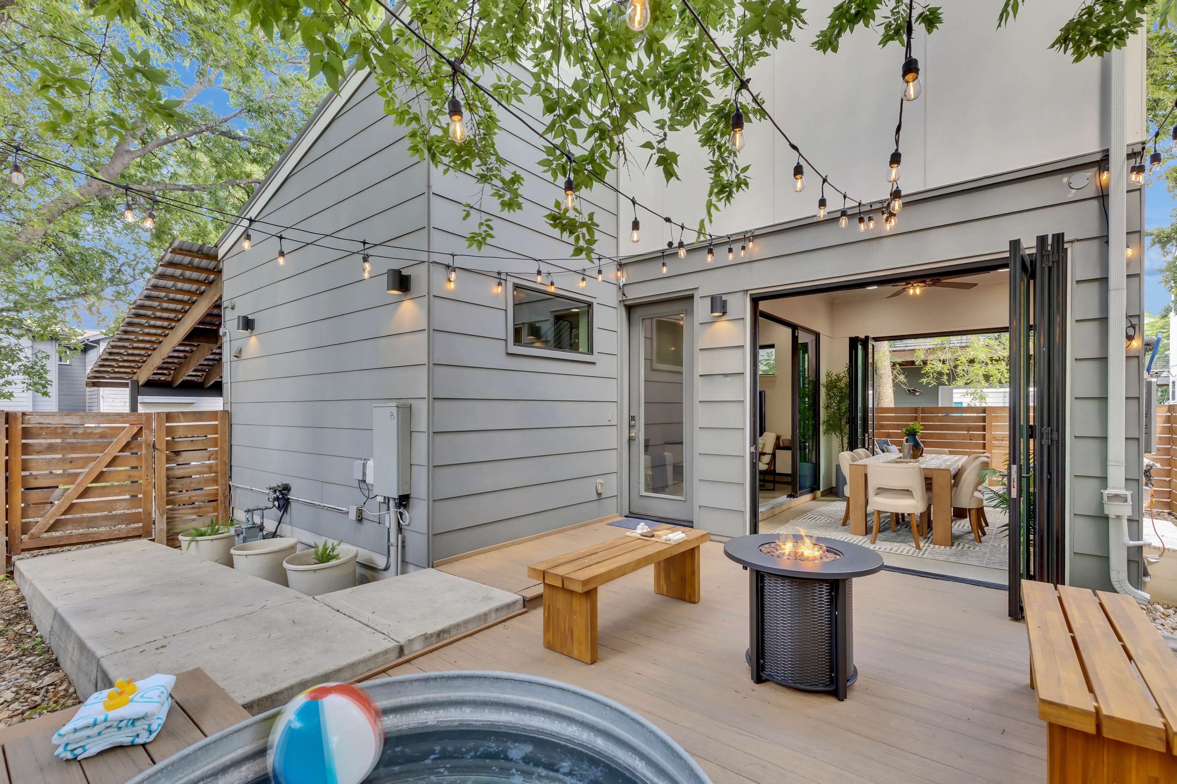 Modern East Austin Professionally Staged House Image in Holly, Austin, TX