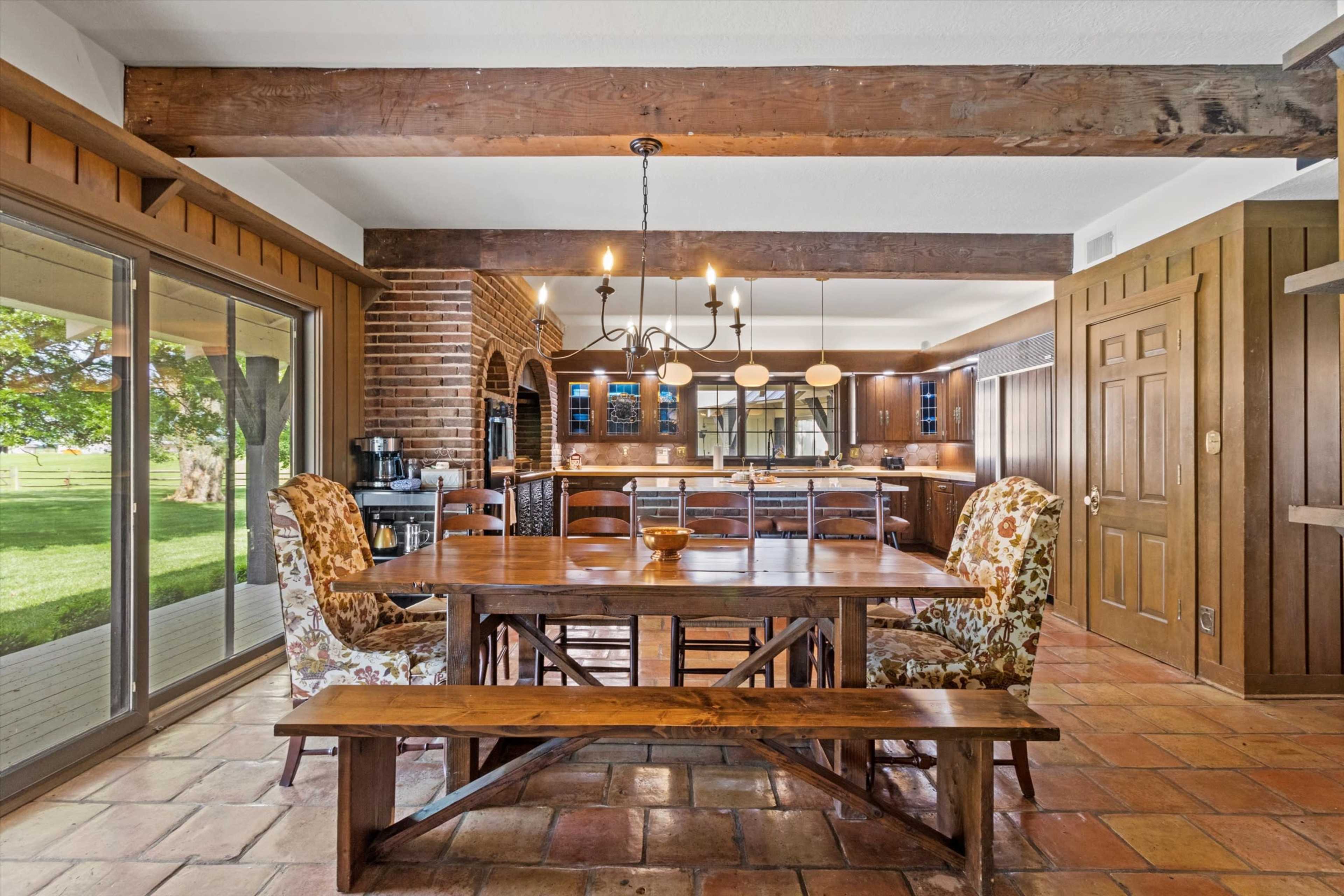 Beautiful home in a 75 acre property. Perfect for intimate gatherings and memorable stays! Image in Big Creek Township, Pleasant Hill, MO