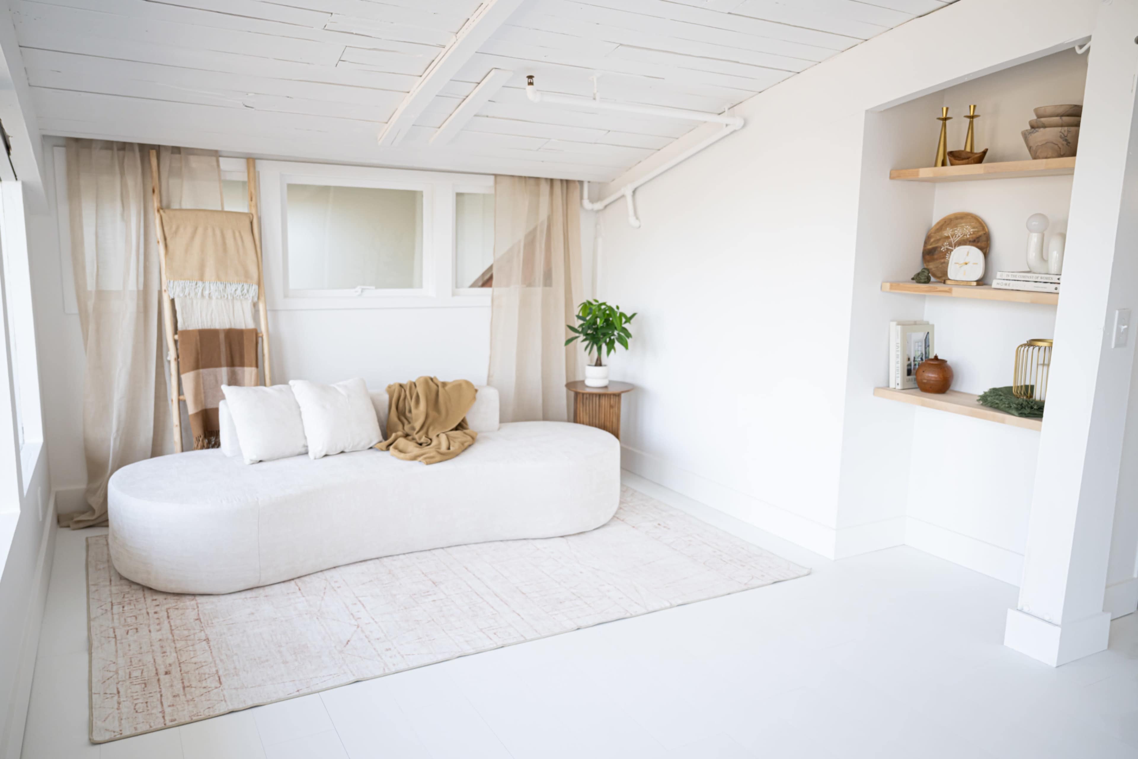 **NEW** The Nest Studio, Shoreline! Bright, Light, Sets Included Image in North City, Shoreline, WA