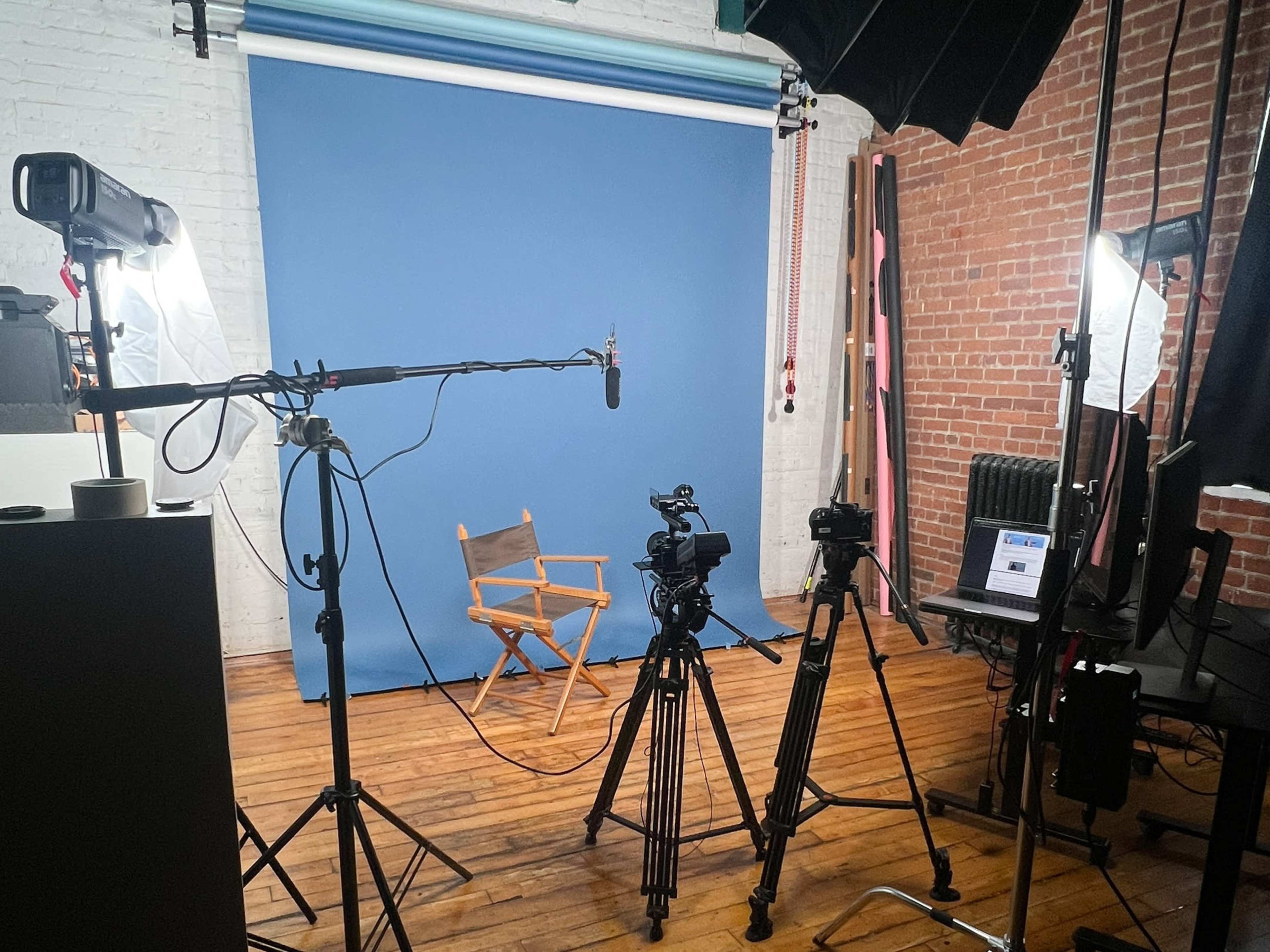 DT MPLS Creative Studio - Lighting Included + Dressing Room Image in Central Minneapolis, Minneapolis, MN