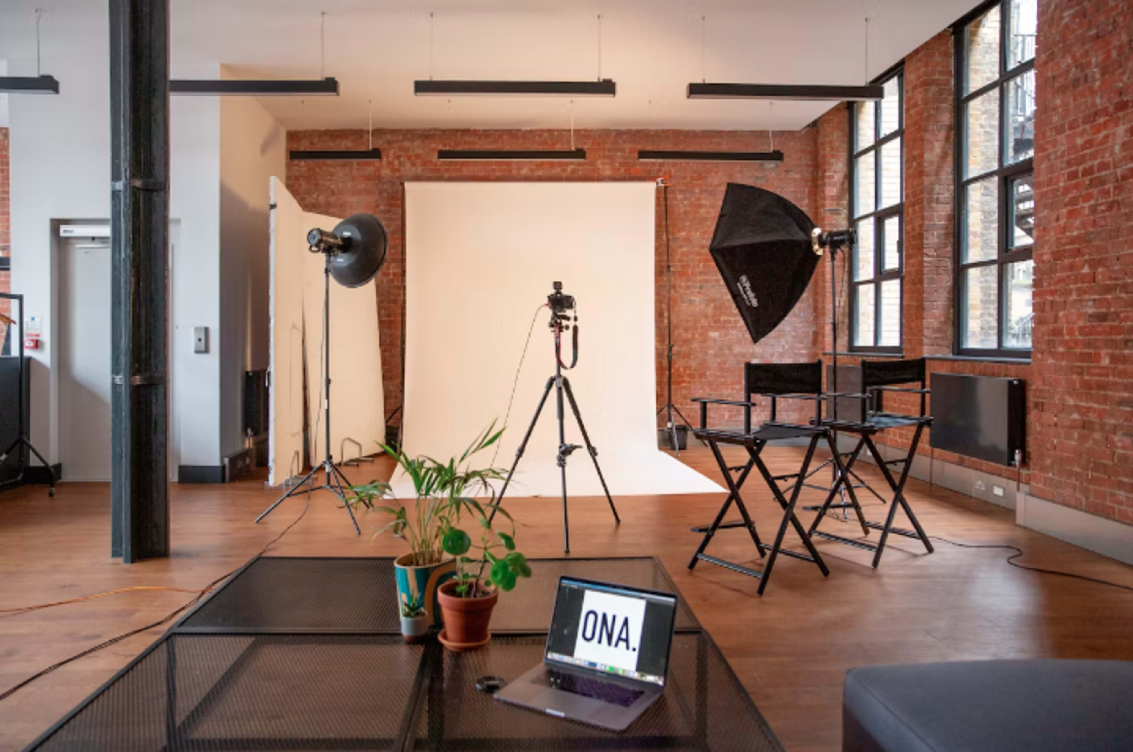 Central London Photo / Video Studio Image in Hoxton, London, ENG