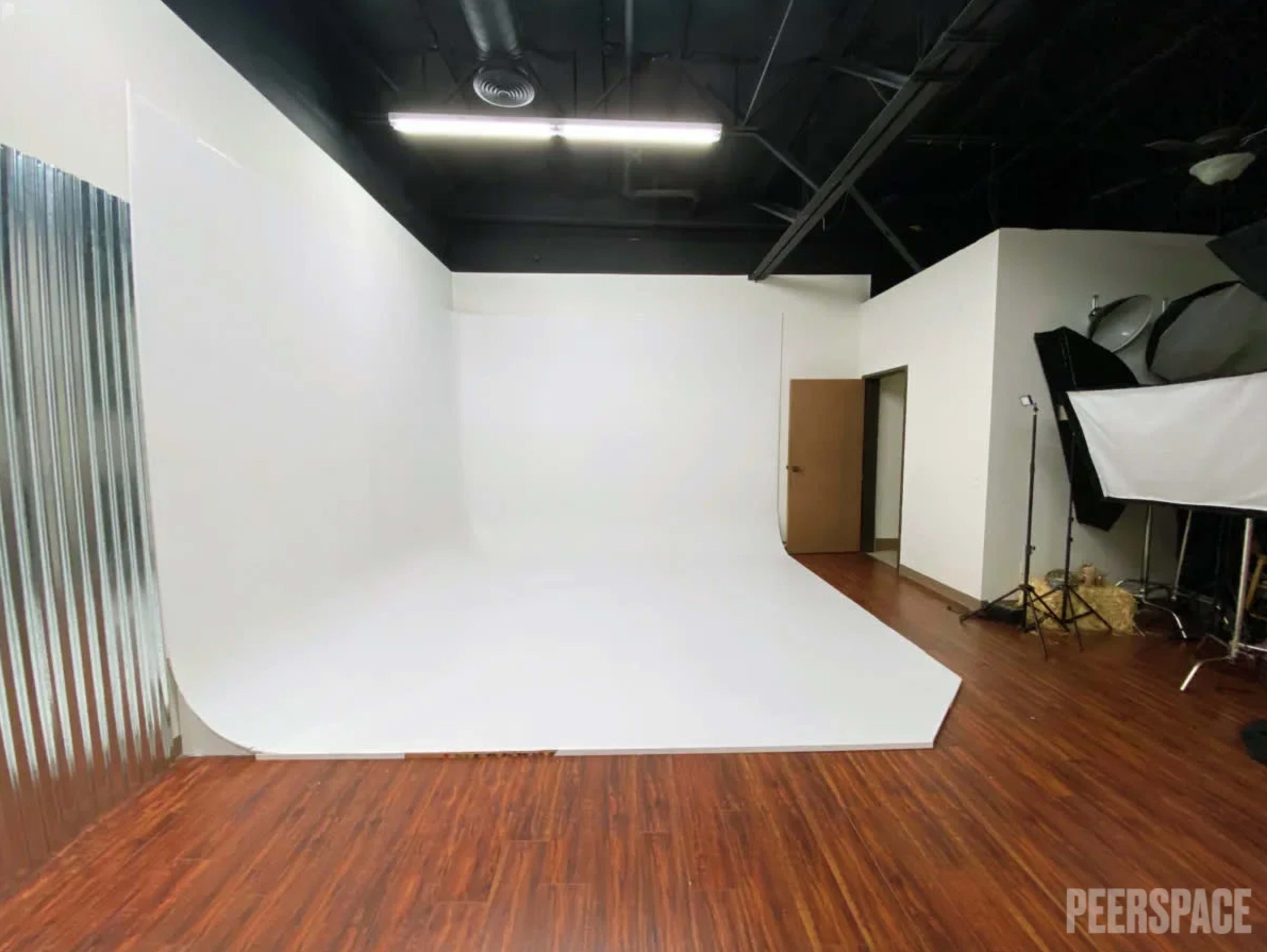 Boutique Photography Studio Image in Murrieta, Murrieta, CA