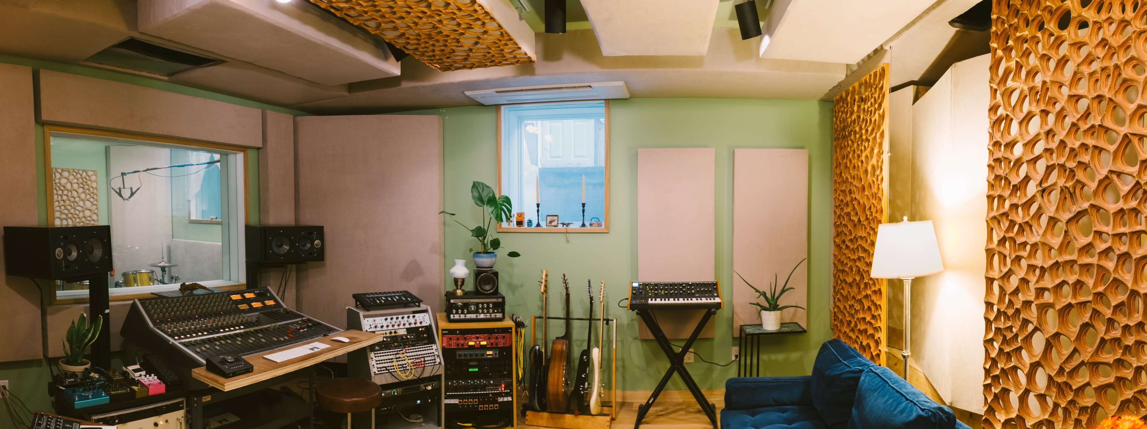 Beautiful Brooklyn Recording Studio, Drum Recording, Steinway Piano, Podcast Image in Kensington, Brooklyn, NY