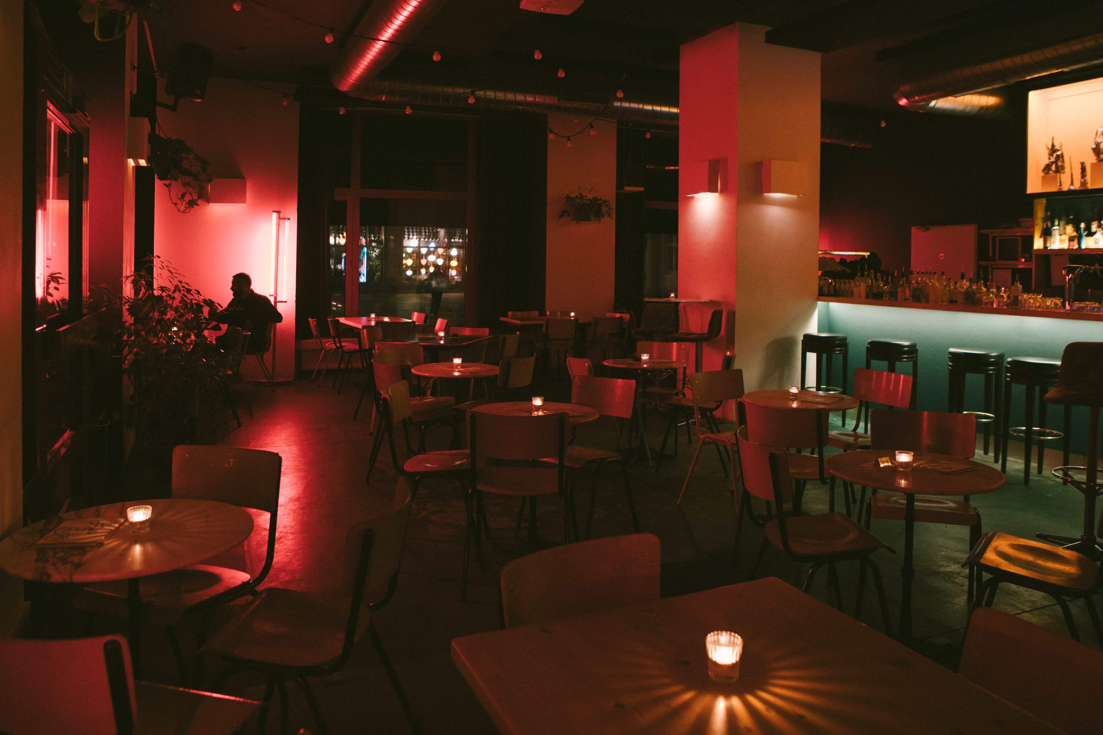 Hochwertige Eventlocation & Bar in der Frankfurter Allee Bild in Friedrichshain, Berlin, 