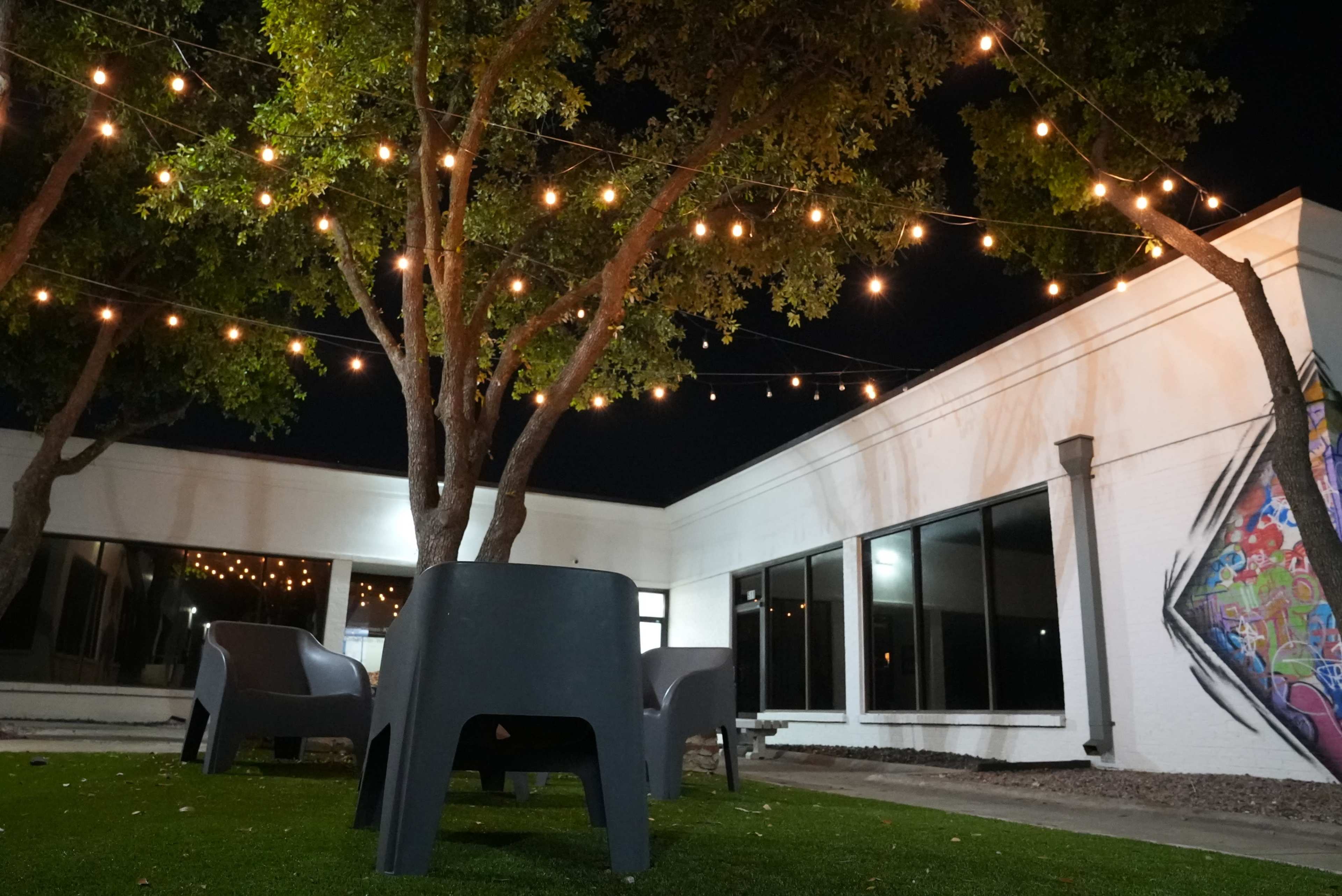 Private Mirrored Studio for Rent. Near Addison Dallas Image in Farmers Branch, Dallas, TX