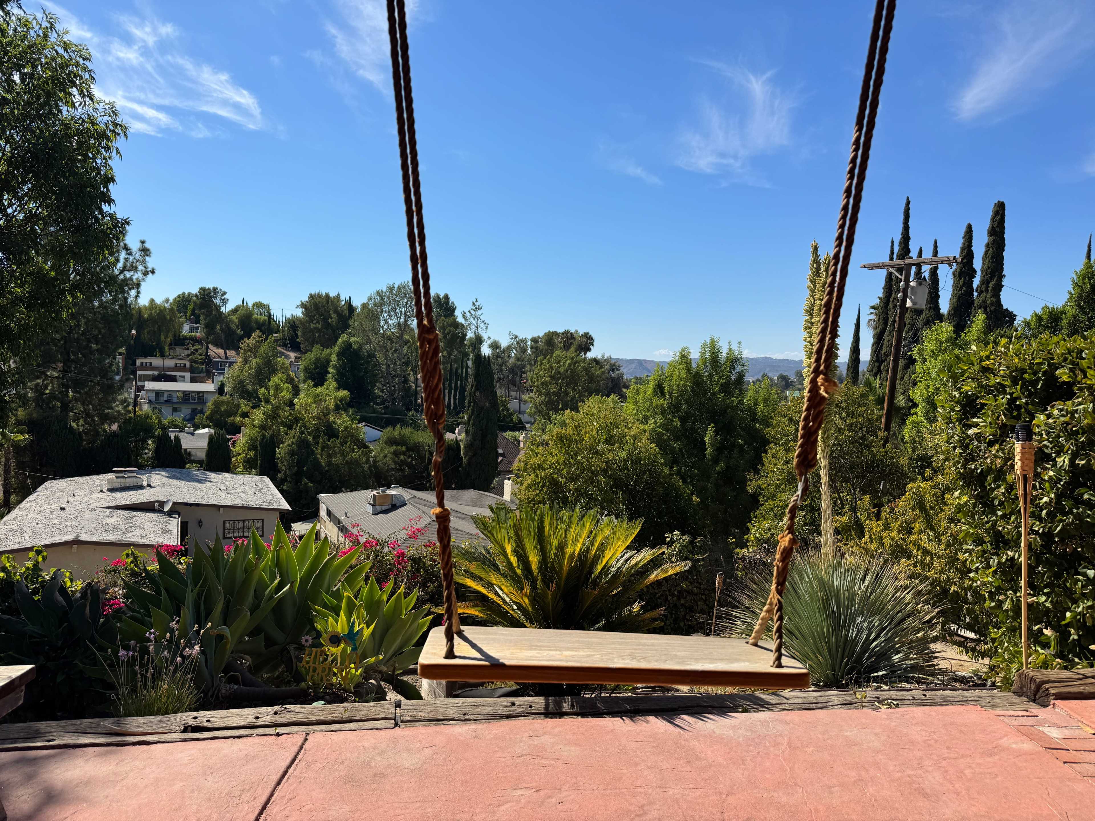 Modern house with swing and views Image in Woodland Hills, Woodland Hills, CA