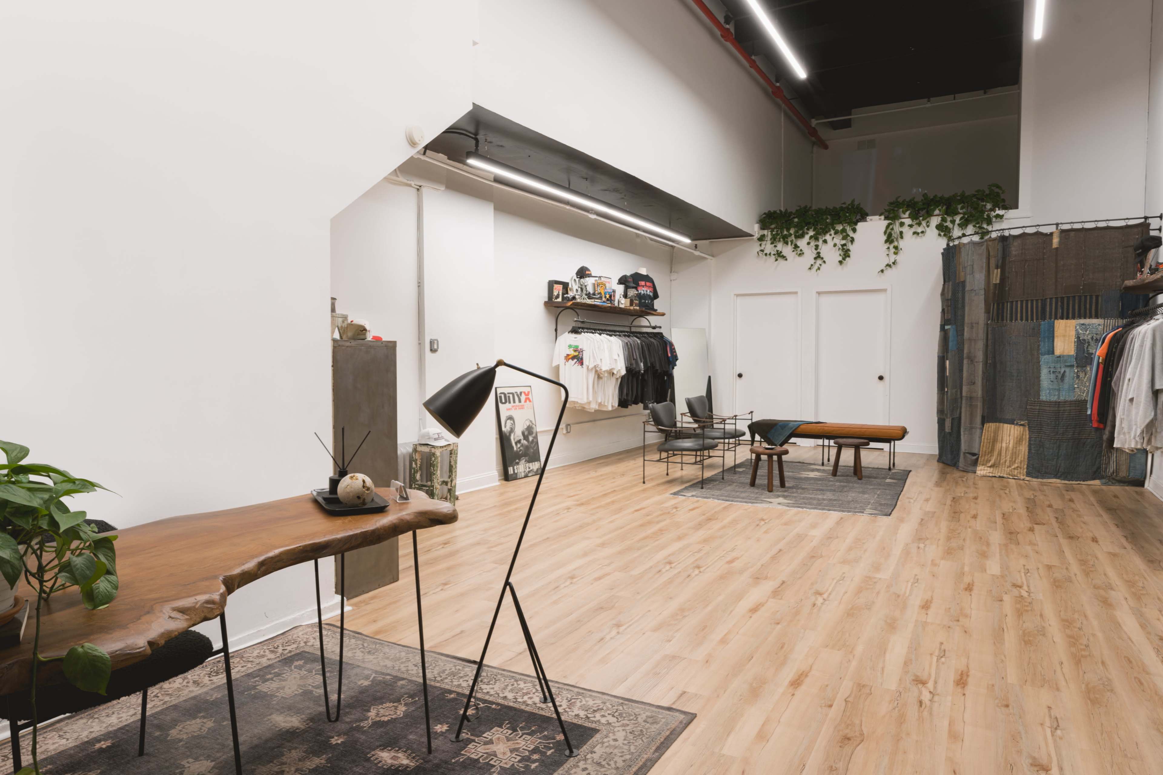 Spacious, customizable storefront in the heart of the Garment District Image in Midtown Manhattan, New York, NY