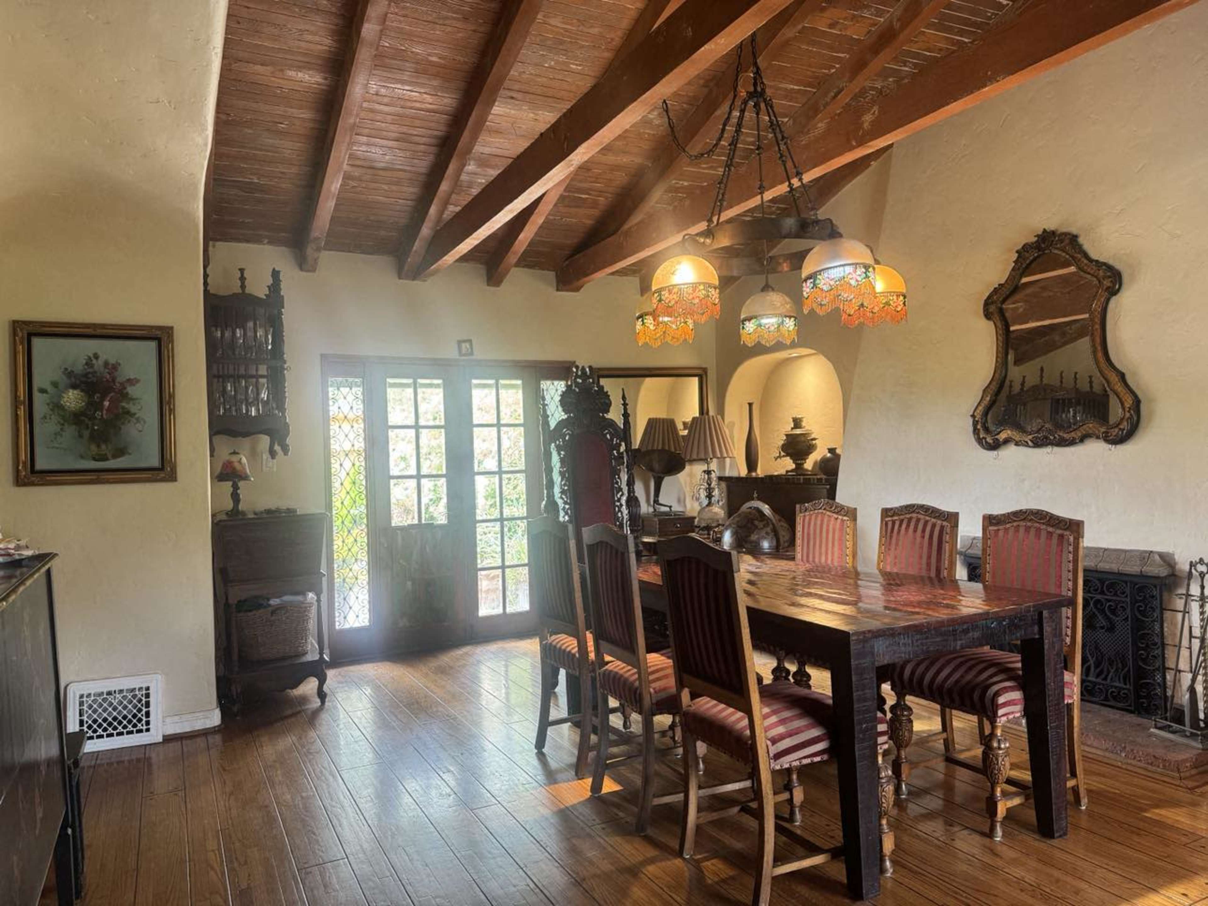 Scenic Spanish-Style Home with Expansive Yards, Sunroom, Citrus Orchard & Storybook Cottage Image in Glenwood, Glendale, CA