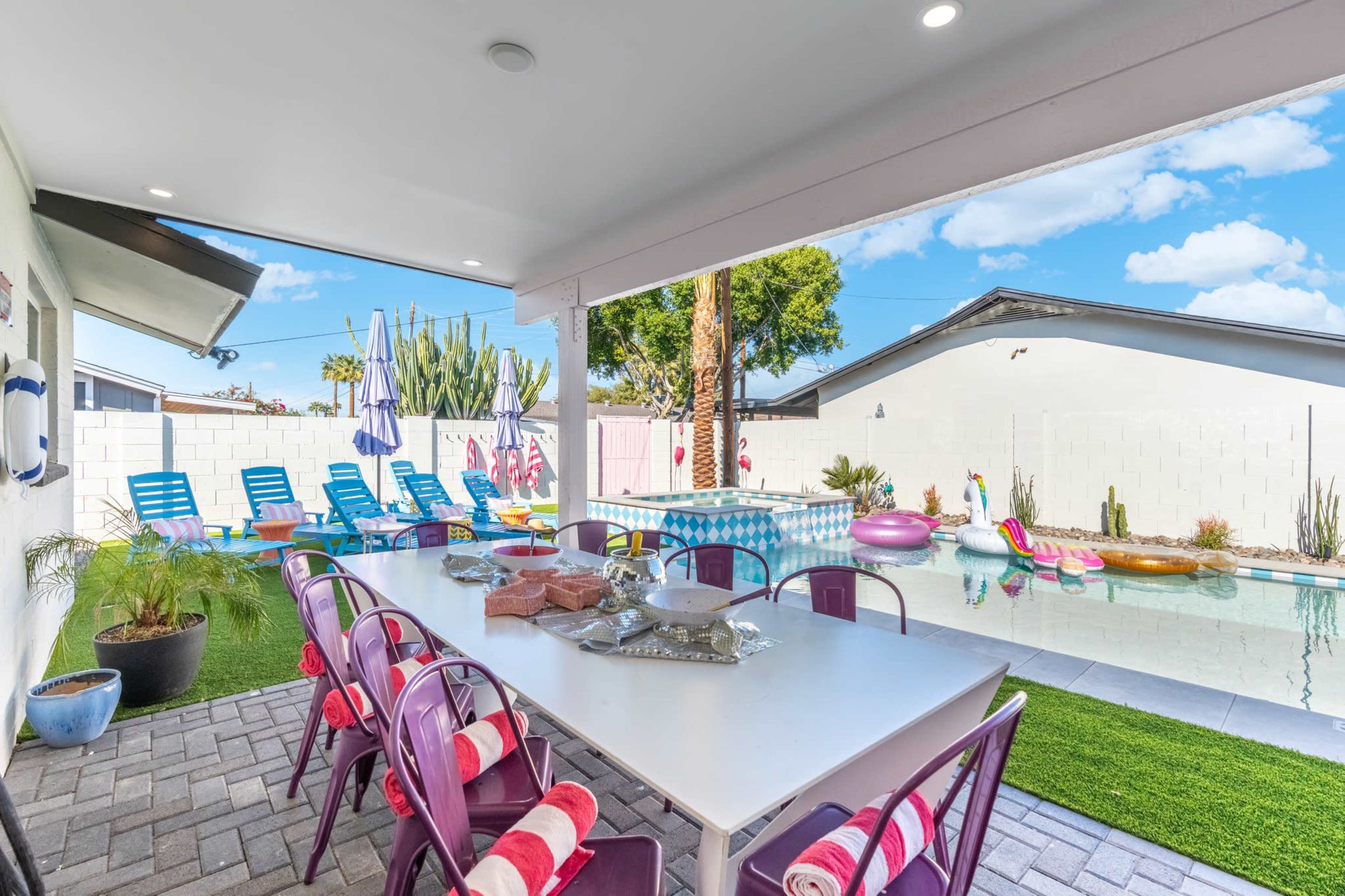 Club Sorbet Image in Scottsdale Country Acres, Scottsdale, AZ