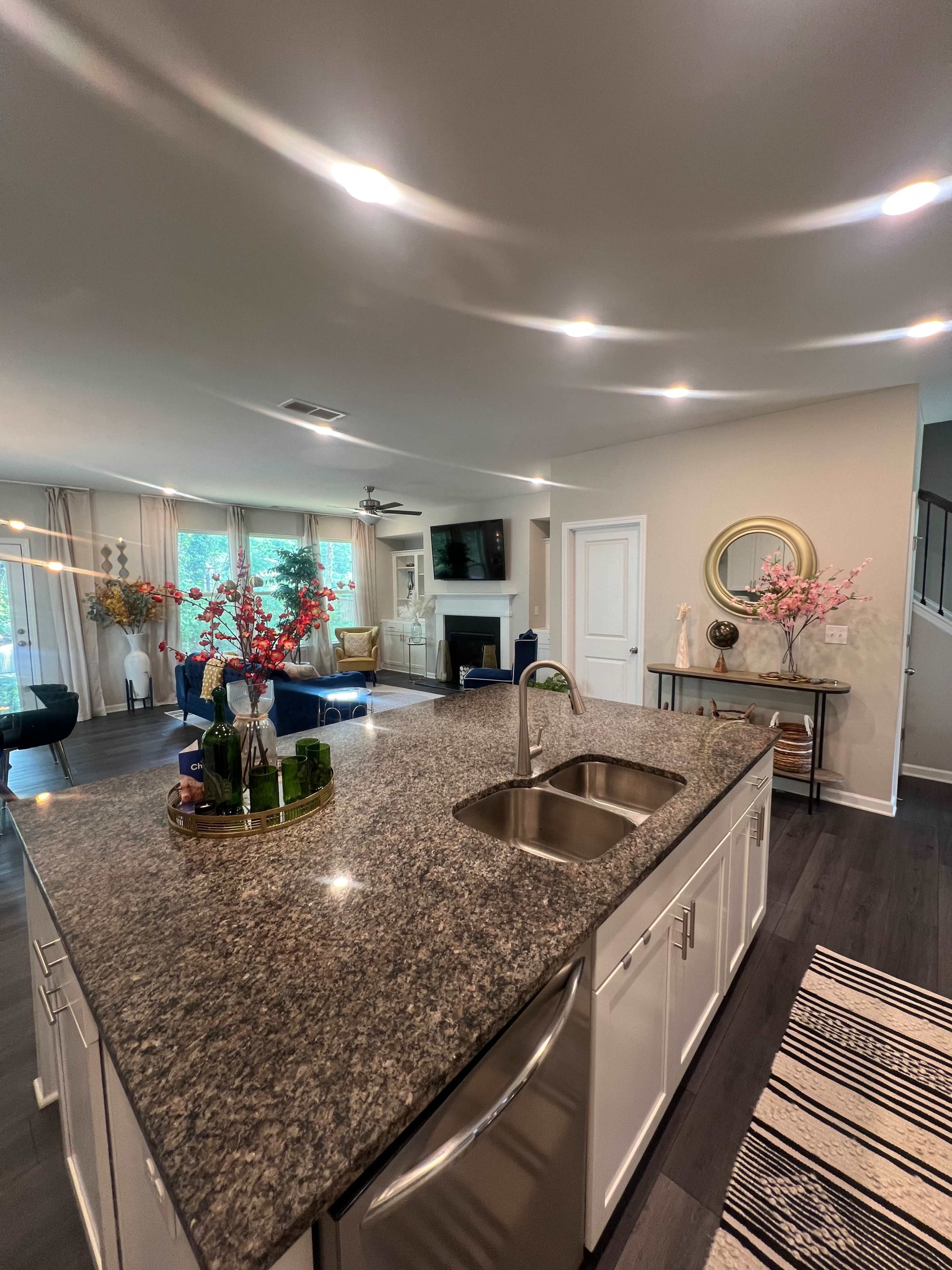 Urban Modern Decor House perfect for Socials, Meetings and Filming. Image in Scottdale, Scottdale, GA