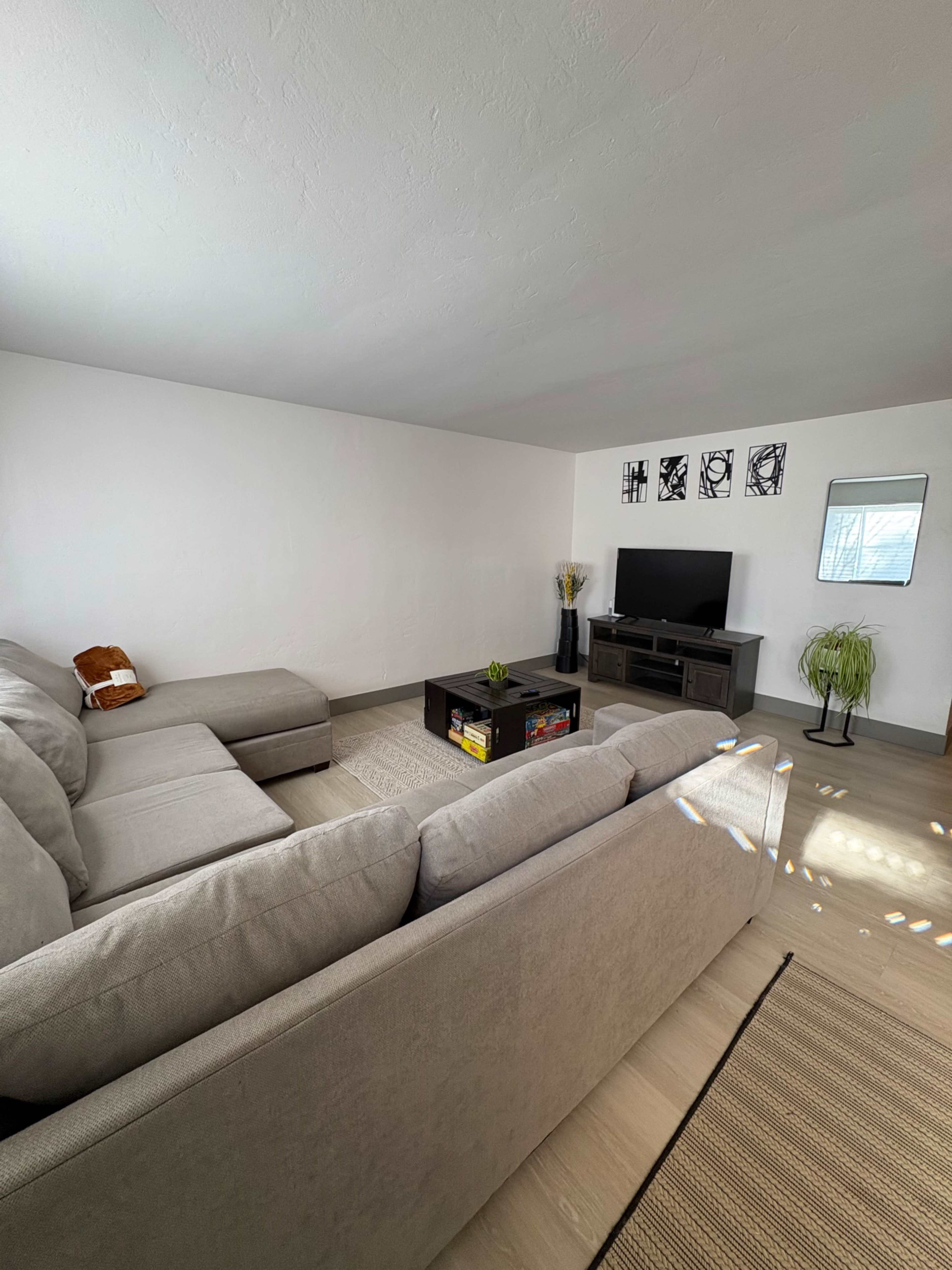 Fully Remodeled 3-Bedroom Home with Spacious Backyard – Perfect for Events Image in Vacaville, Vacaville, CA