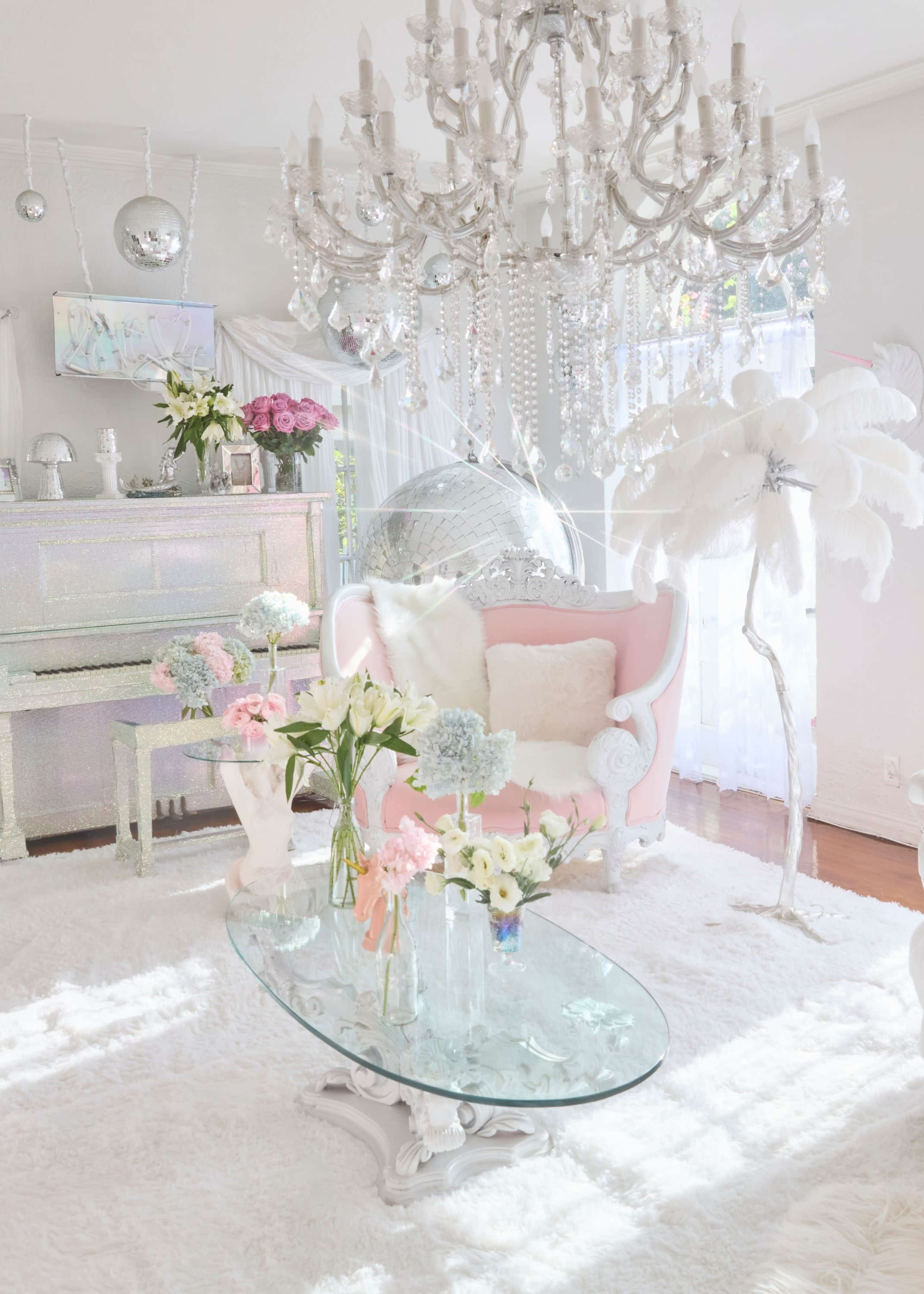 Sparkl Palace Chateau Image in Central LA, Los Angeles, CA