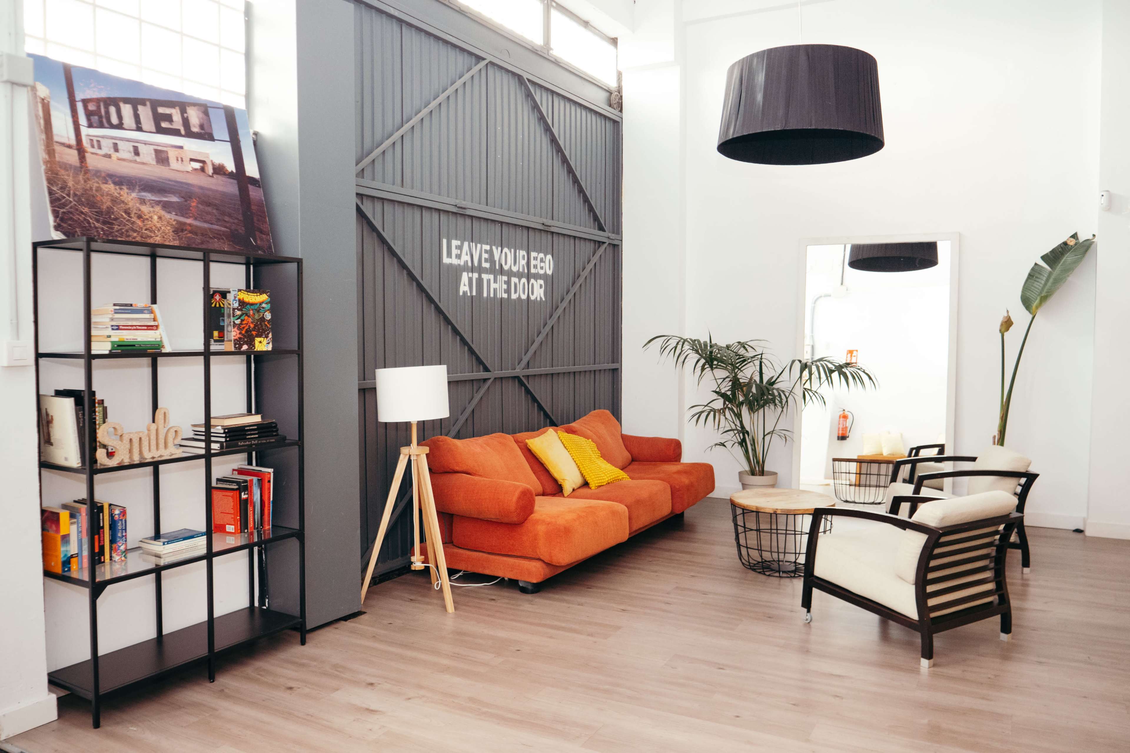 Espacio en Cuatrocaminos Estilo Industrial para Presentaciones y Eventos Image in Bellas Vistas, madrid, M