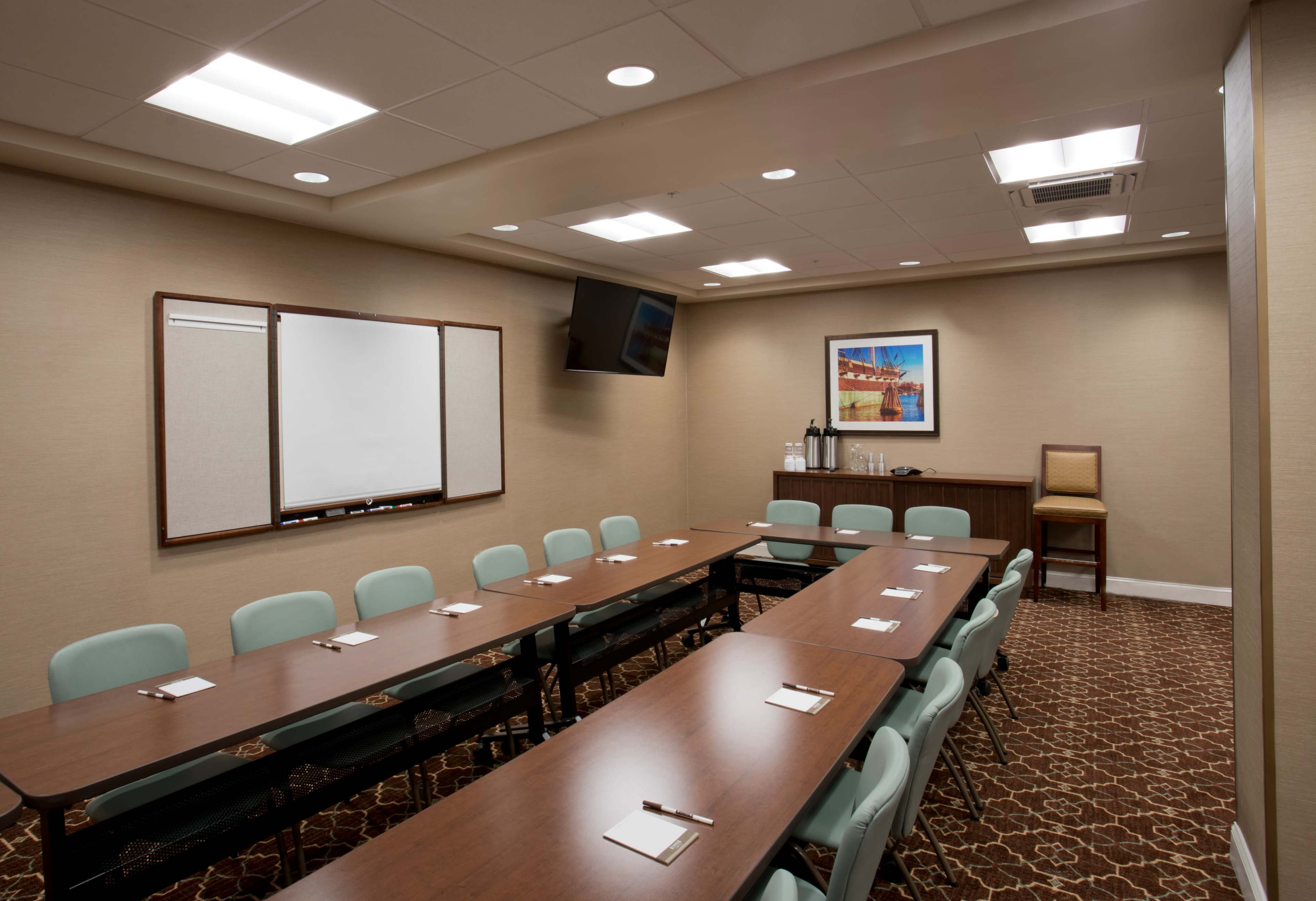 Downtown Harbor Meeting Space Image in Downtown, Baltimore, MD