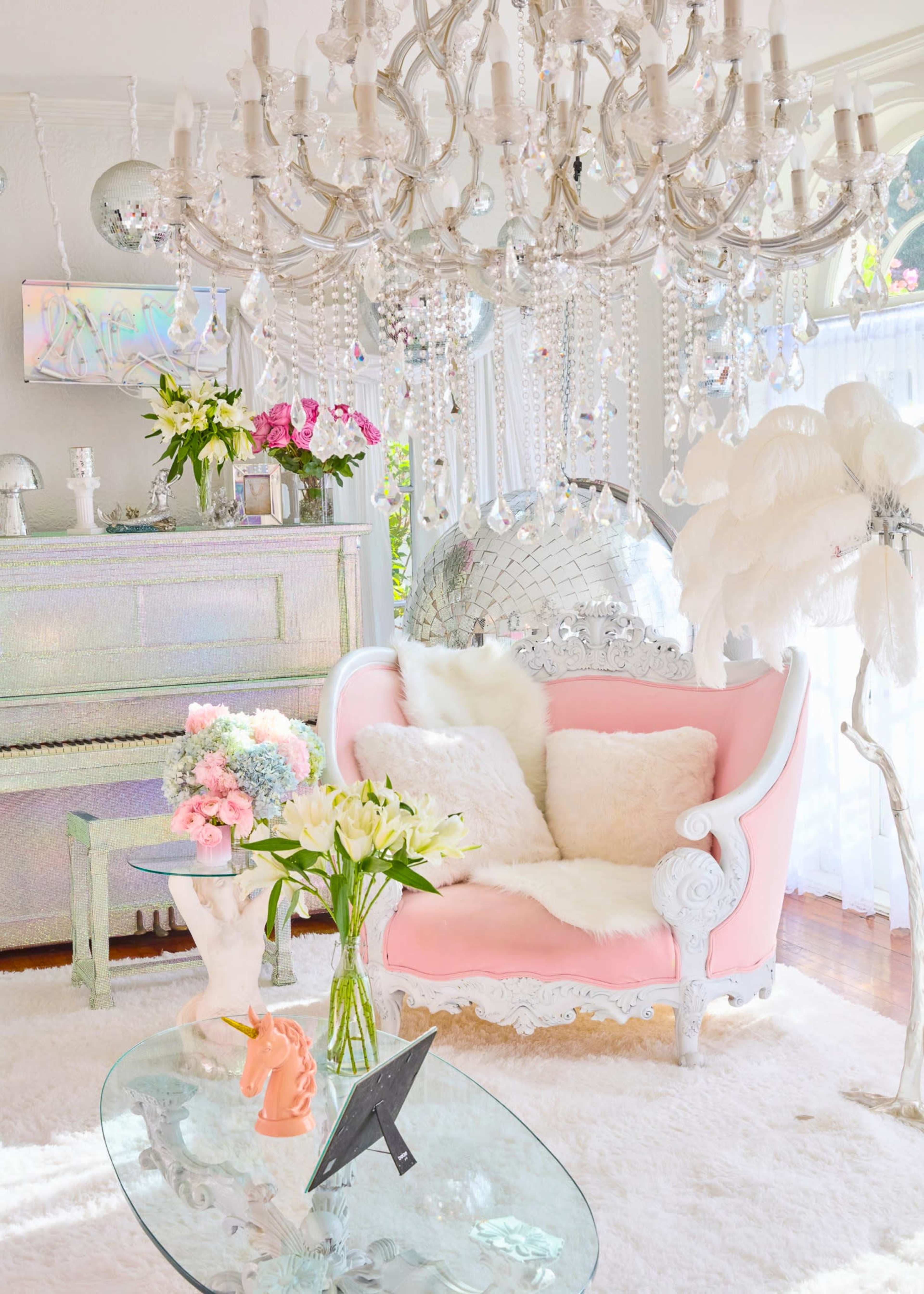 Sparkl Palace Chateau Image in Central LA, Los Angeles, CA