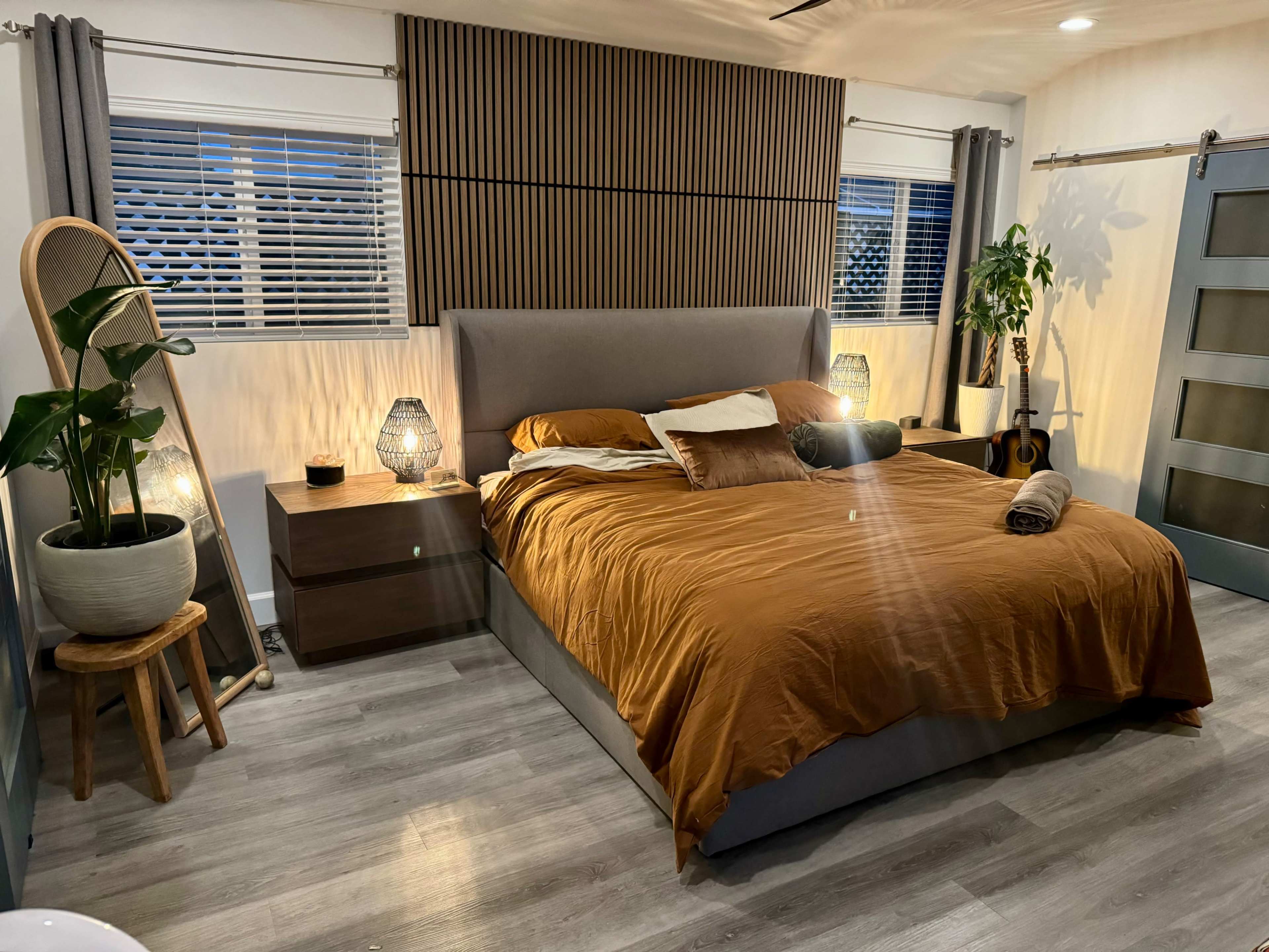 Family Home with backyard and Teen rooms Image in Van Nuys, Van Nuys, CA