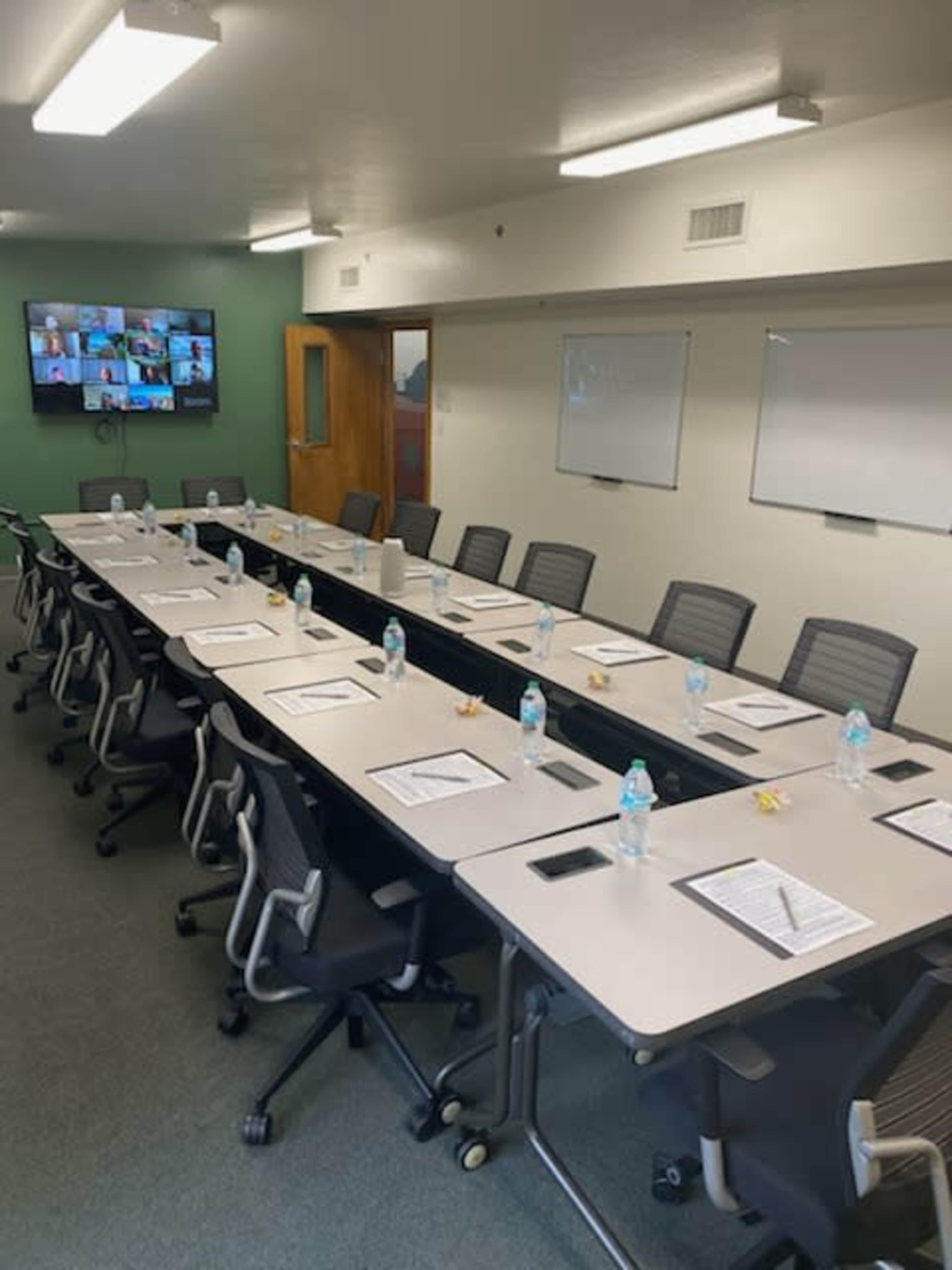 North Scottsdale customizable meeting space with easy user access Image in Central Scottsdale, Scottsdale, AZ