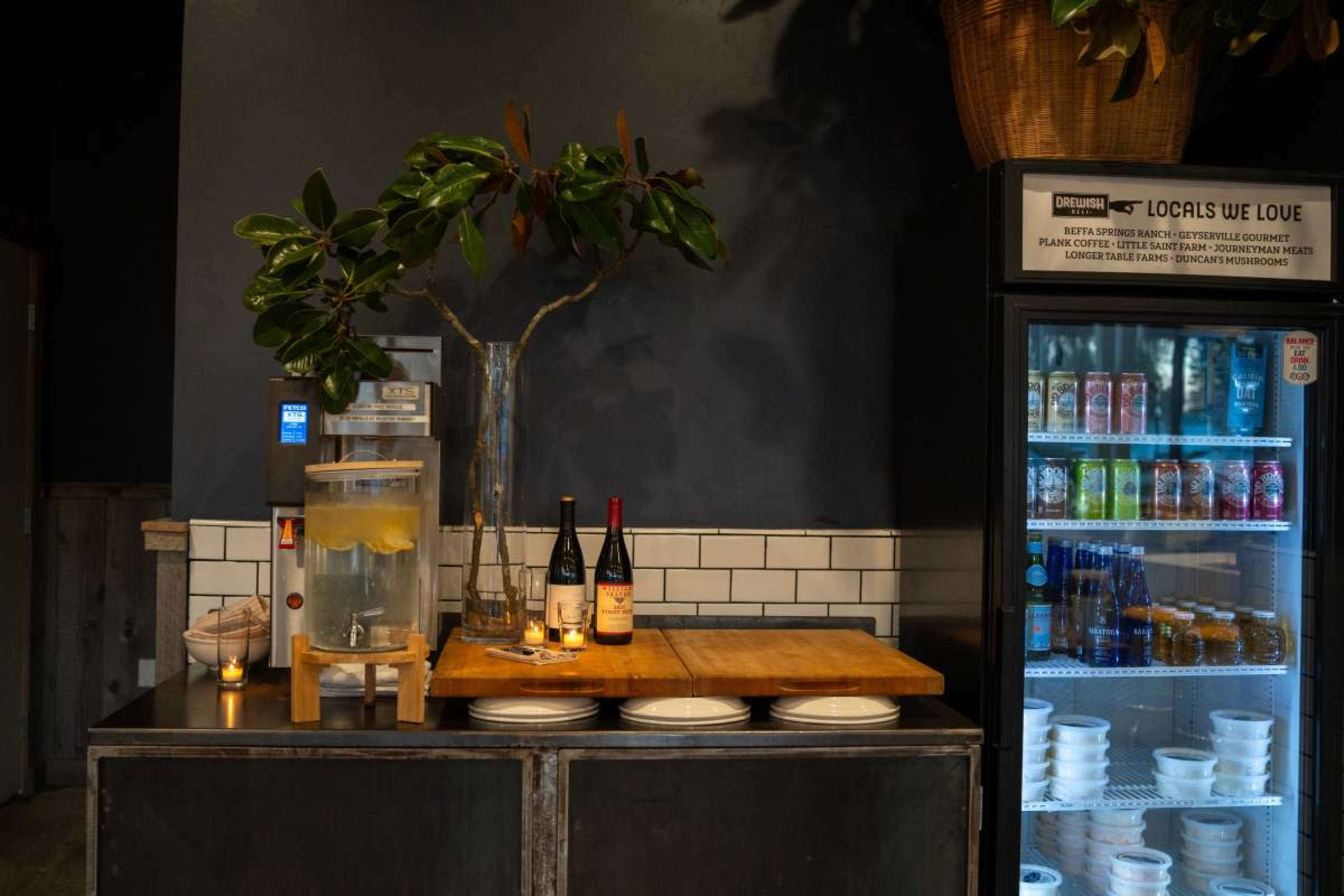 Heart of Healdsburg, full restaurant, event space Image in , Healdsburg, CA