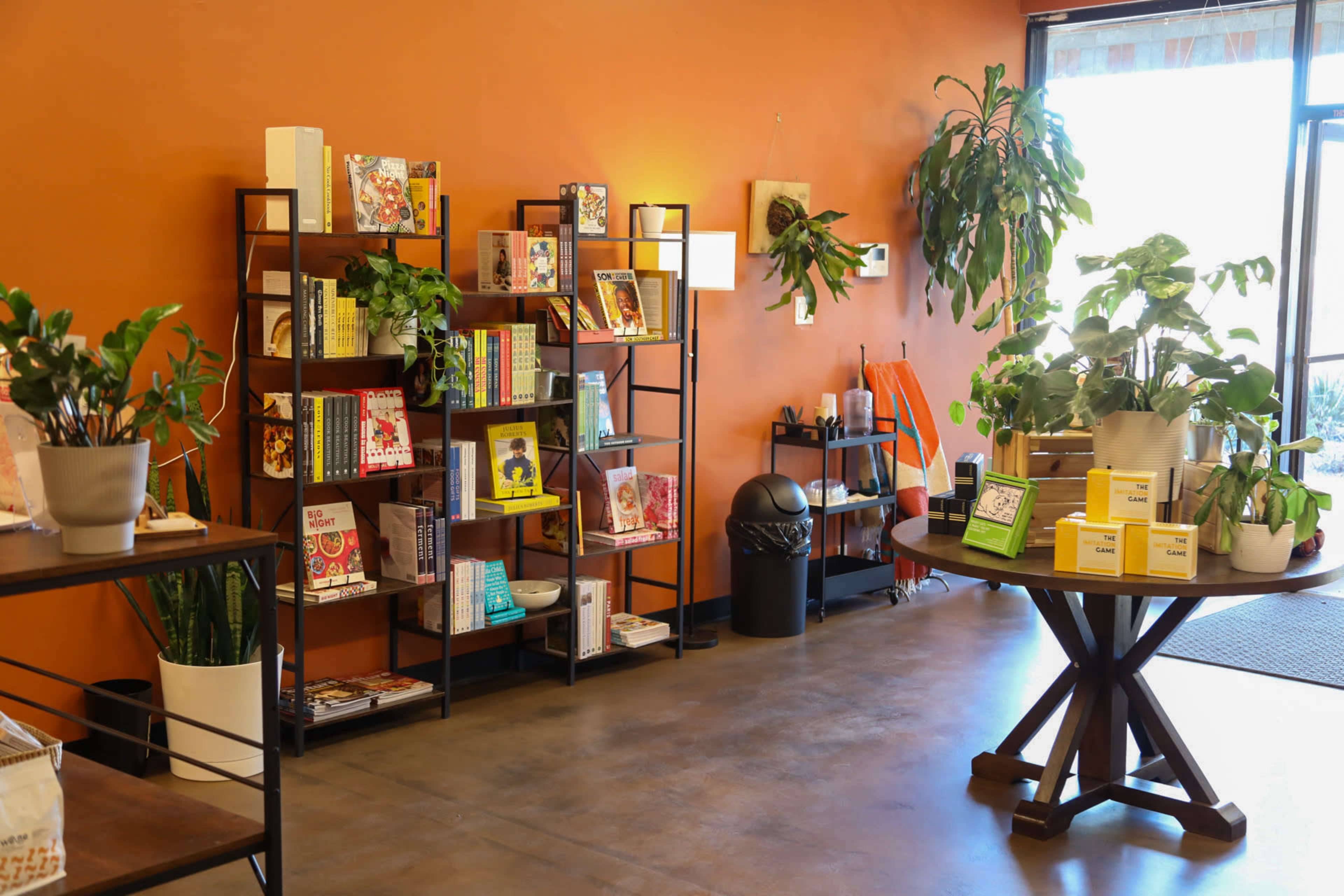 Cozy and relaxing space in North Phoenix. Image in Paradise Valley Village, Phoenix, AZ