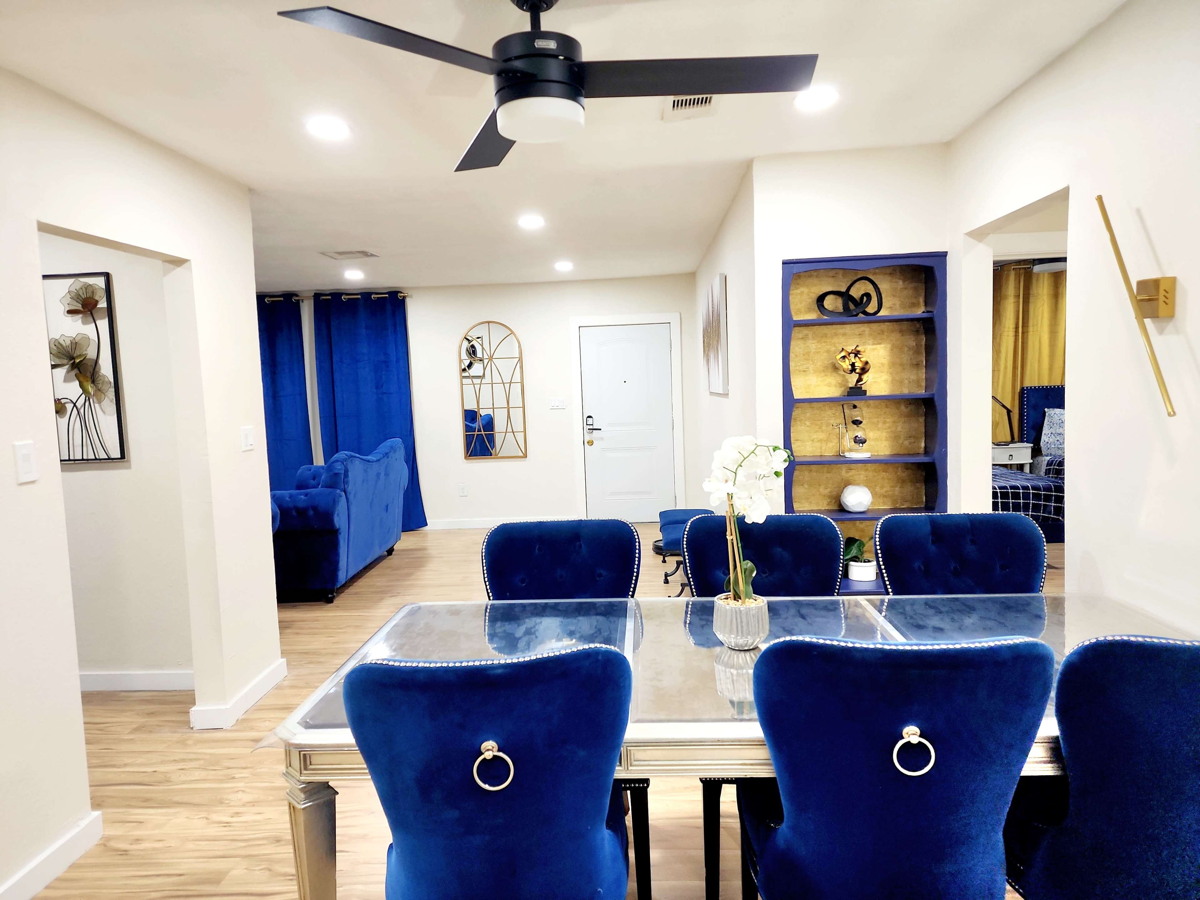 Downtown luxury home with fantastic design Image in MacGregor, Houston, TX