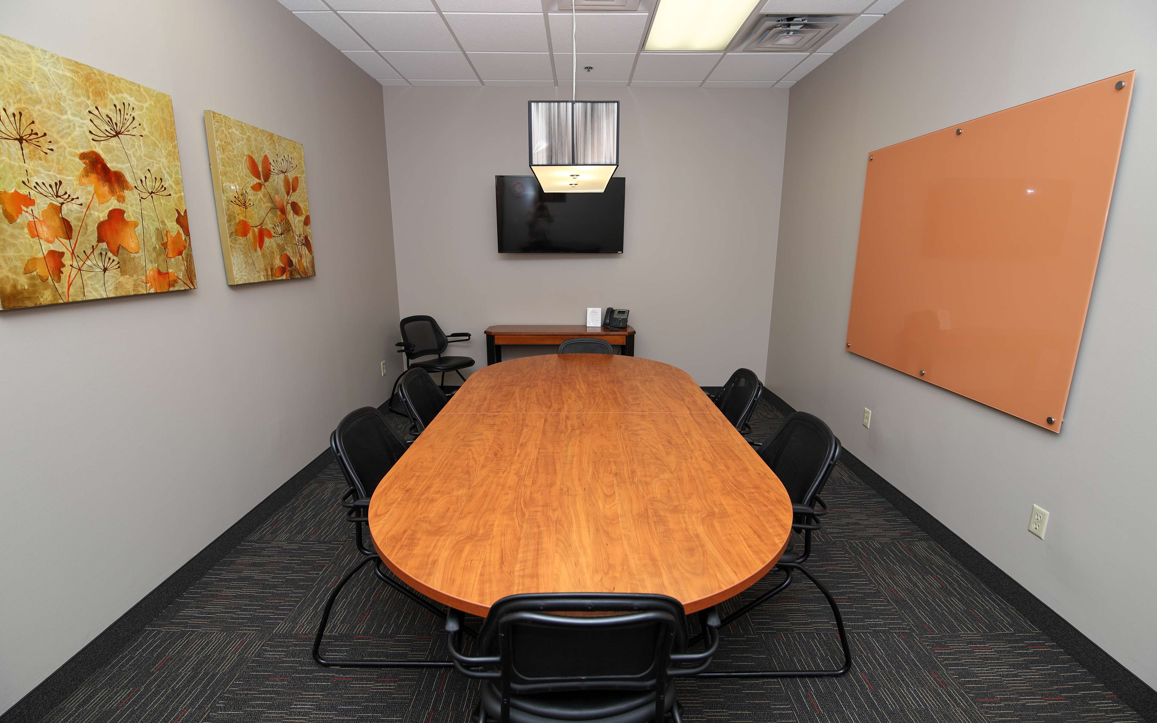 Bright Meeting Space in St Louis Park Image in Blackstone, St Louis Park, MN