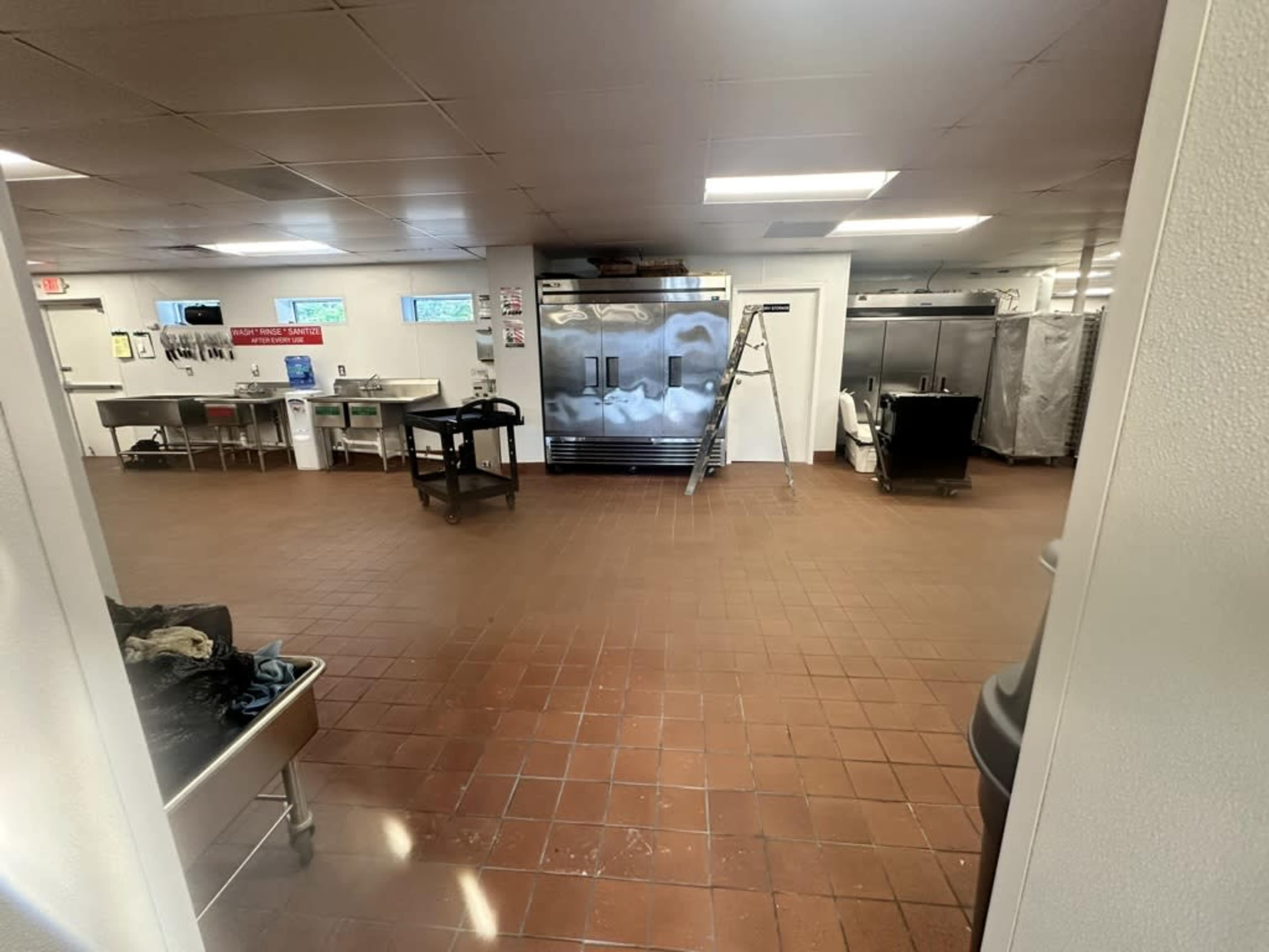 Professional Commercial Catering Kitchen Image in Candler-McAfee, Decatur, GA